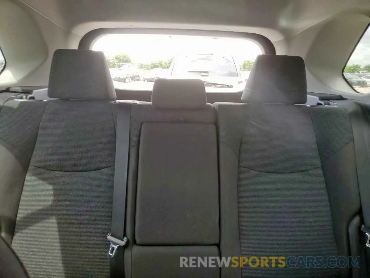 10 Photograph of a damaged car 2T3H1RFV7PW289536 TOYOTA RAV4 2023