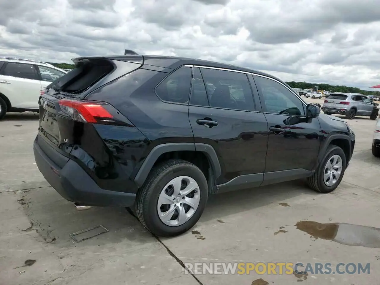 3 Photograph of a damaged car 2T3H1RFV7PW289536 TOYOTA RAV4 2023