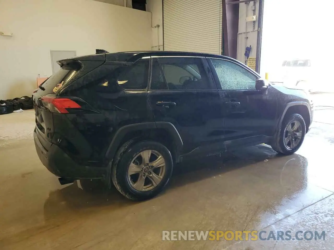 3 Photograph of a damaged car 2T3H1RFV7PW294185 TOYOTA RAV4 2023