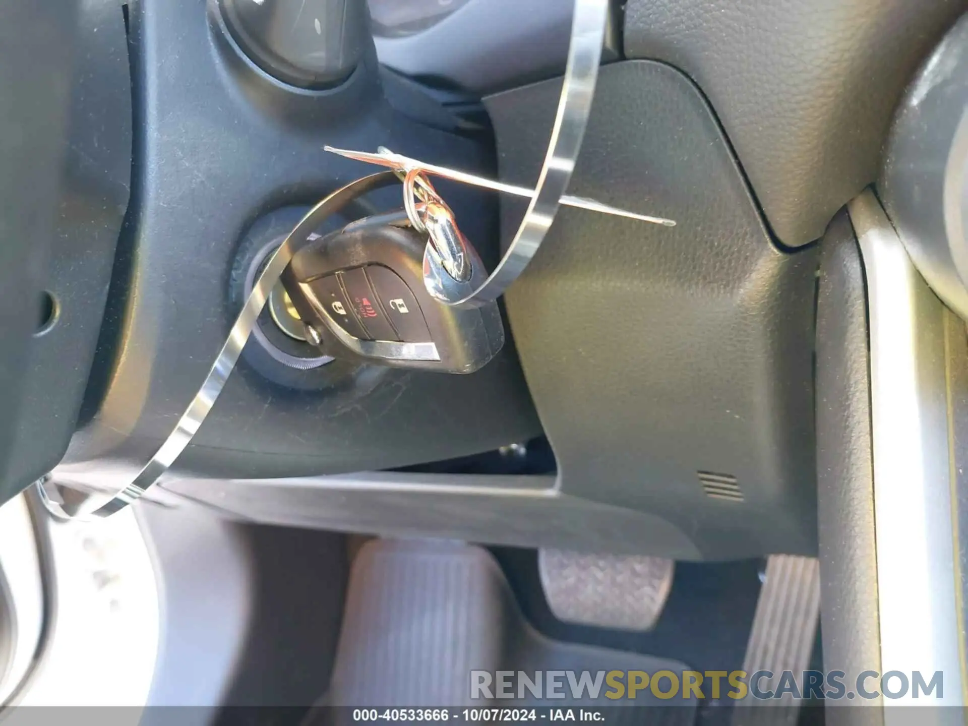 11 Photograph of a damaged car 2T3H1RFV8PC236104 TOYOTA RAV4 2023