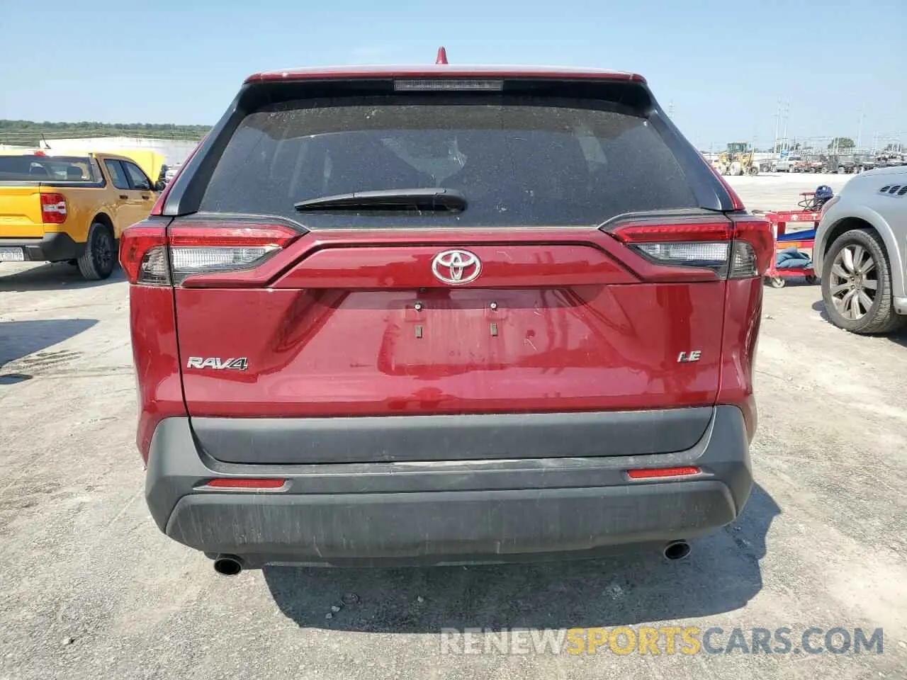 6 Photograph of a damaged car 2T3H1RFV8PW251023 TOYOTA RAV4 2023