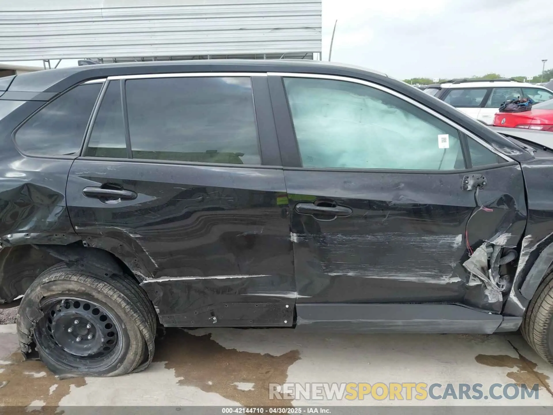 13 Photograph of a damaged car 2T3H1RFV8PW280201 TOYOTA RAV4 2023