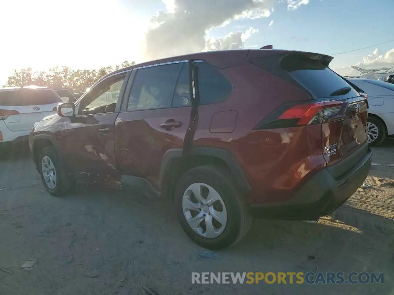 2 Photograph of a damaged car 2T3H1RFV8PW294339 TOYOTA RAV4 2023