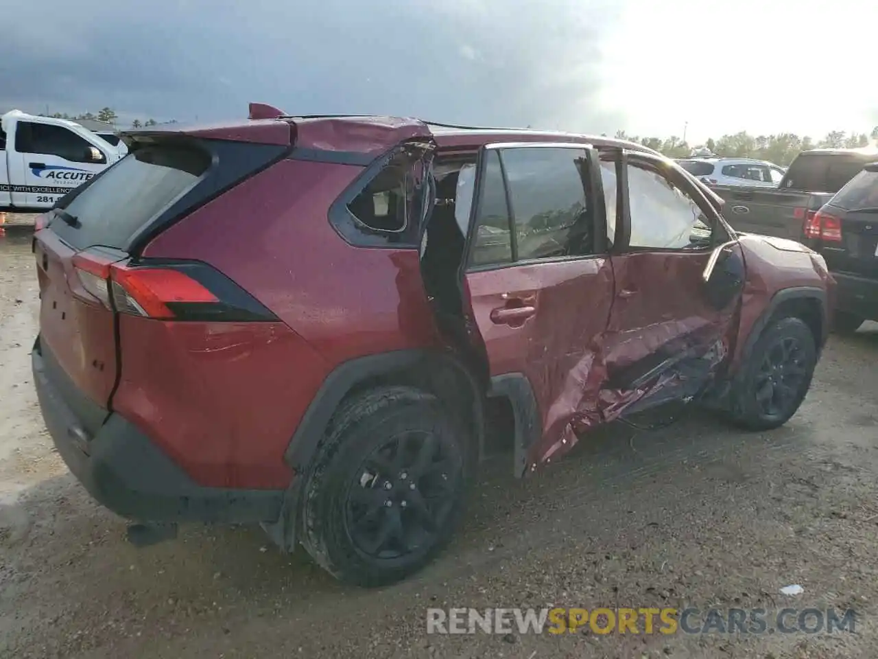 3 Photograph of a damaged car 2T3H1RFV8PW298634 TOYOTA RAV4 2023