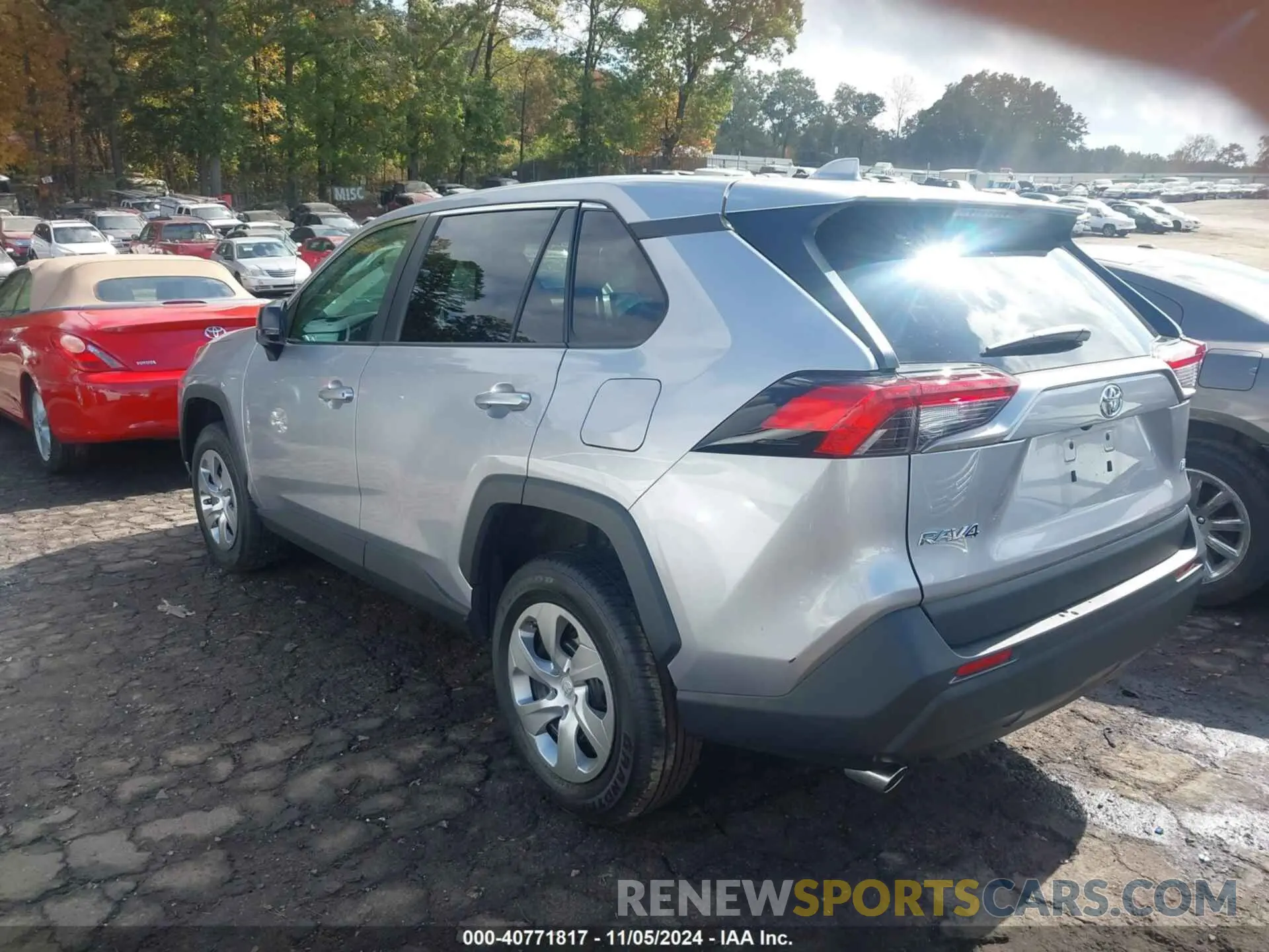 3 Photograph of a damaged car 2T3H1RFV9PC239903 TOYOTA RAV4 2023