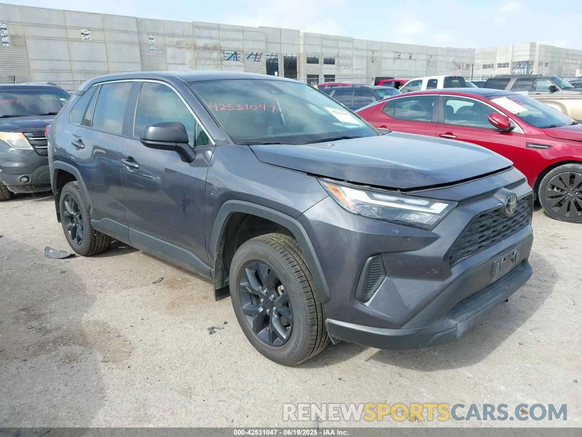 1 Photograph of a damaged car 2T3H1RFV9PW264489 TOYOTA RAV4 2023