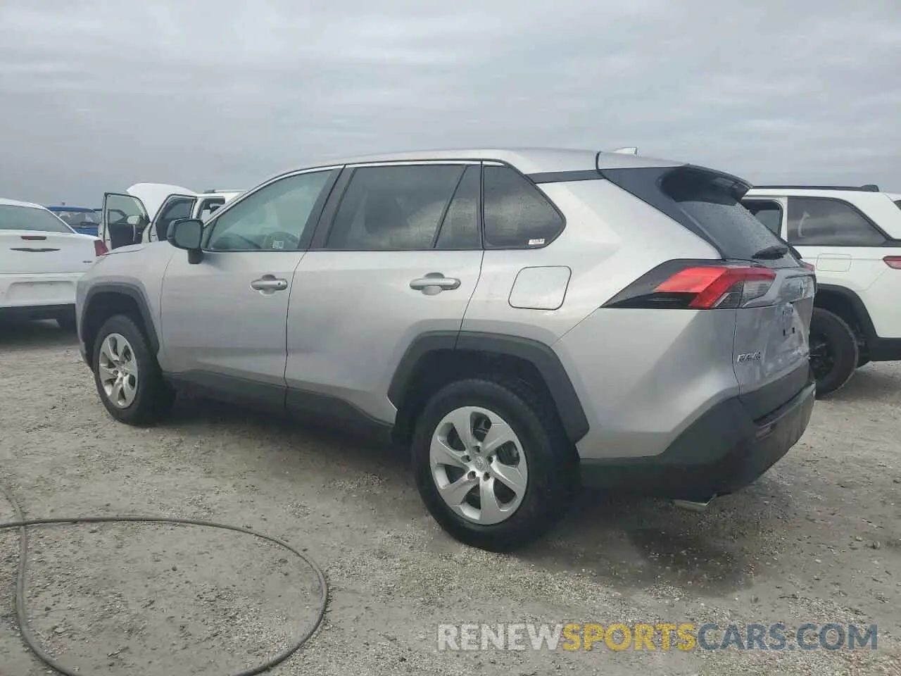 2 Photograph of a damaged car 2T3H1RFVXPC219868 TOYOTA RAV4 2023