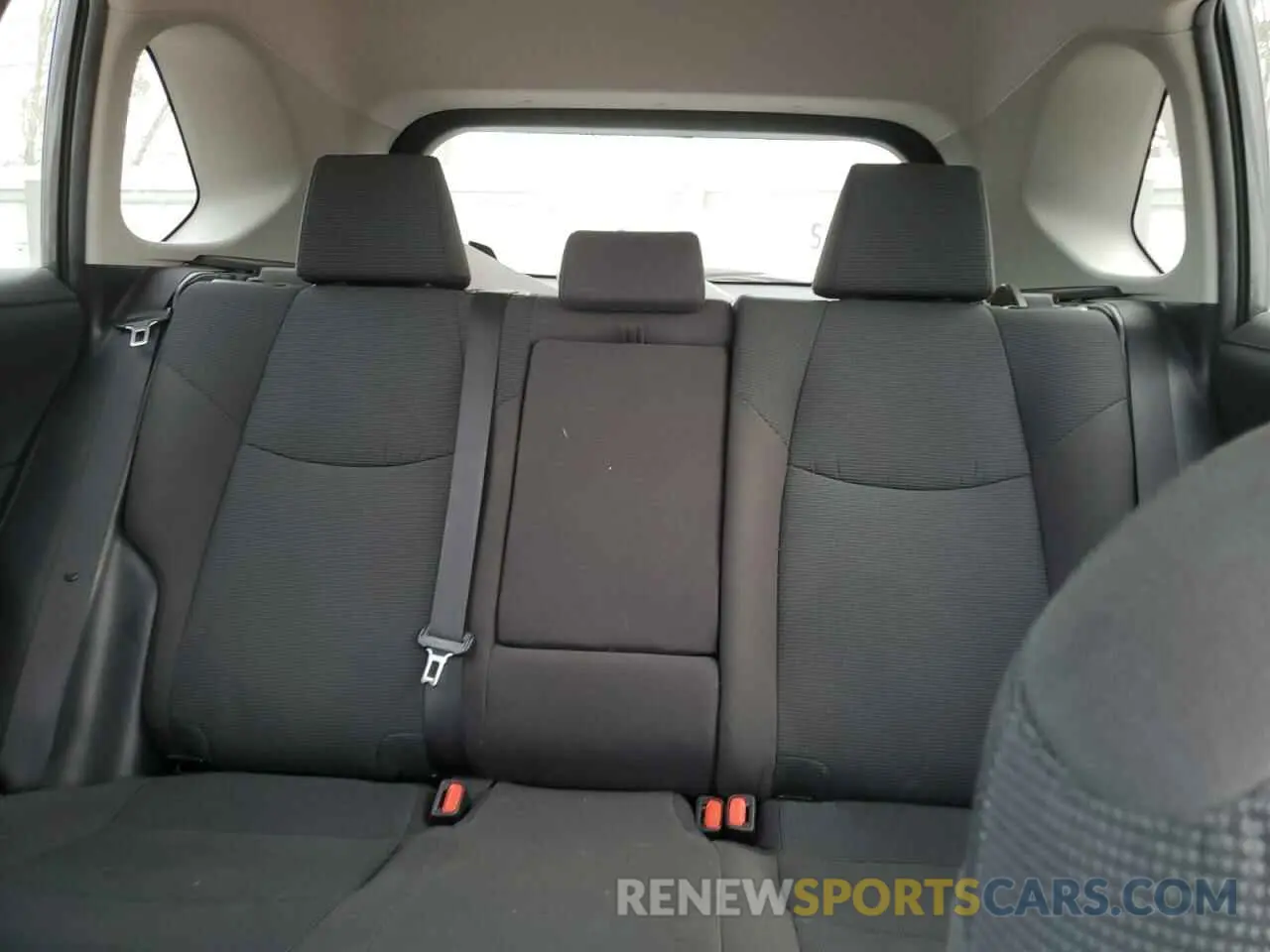 10 Photograph of a damaged car 2T3H1RFVXPC224505 TOYOTA RAV4 2023