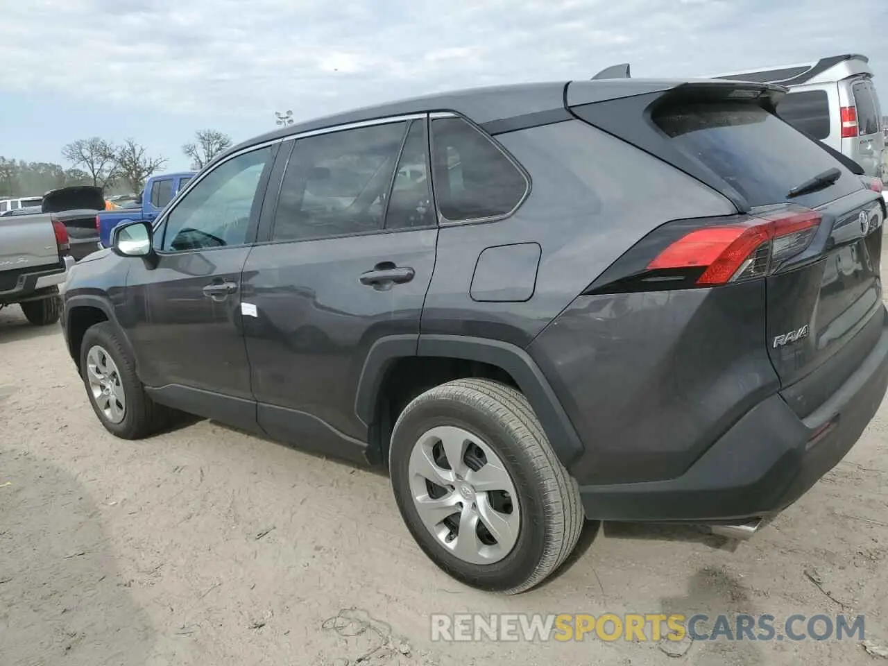 2 Photograph of a damaged car 2T3H1RFVXPC224505 TOYOTA RAV4 2023