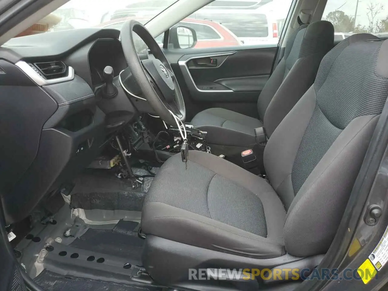 7 Photograph of a damaged car 2T3H1RFVXPC224505 TOYOTA RAV4 2023