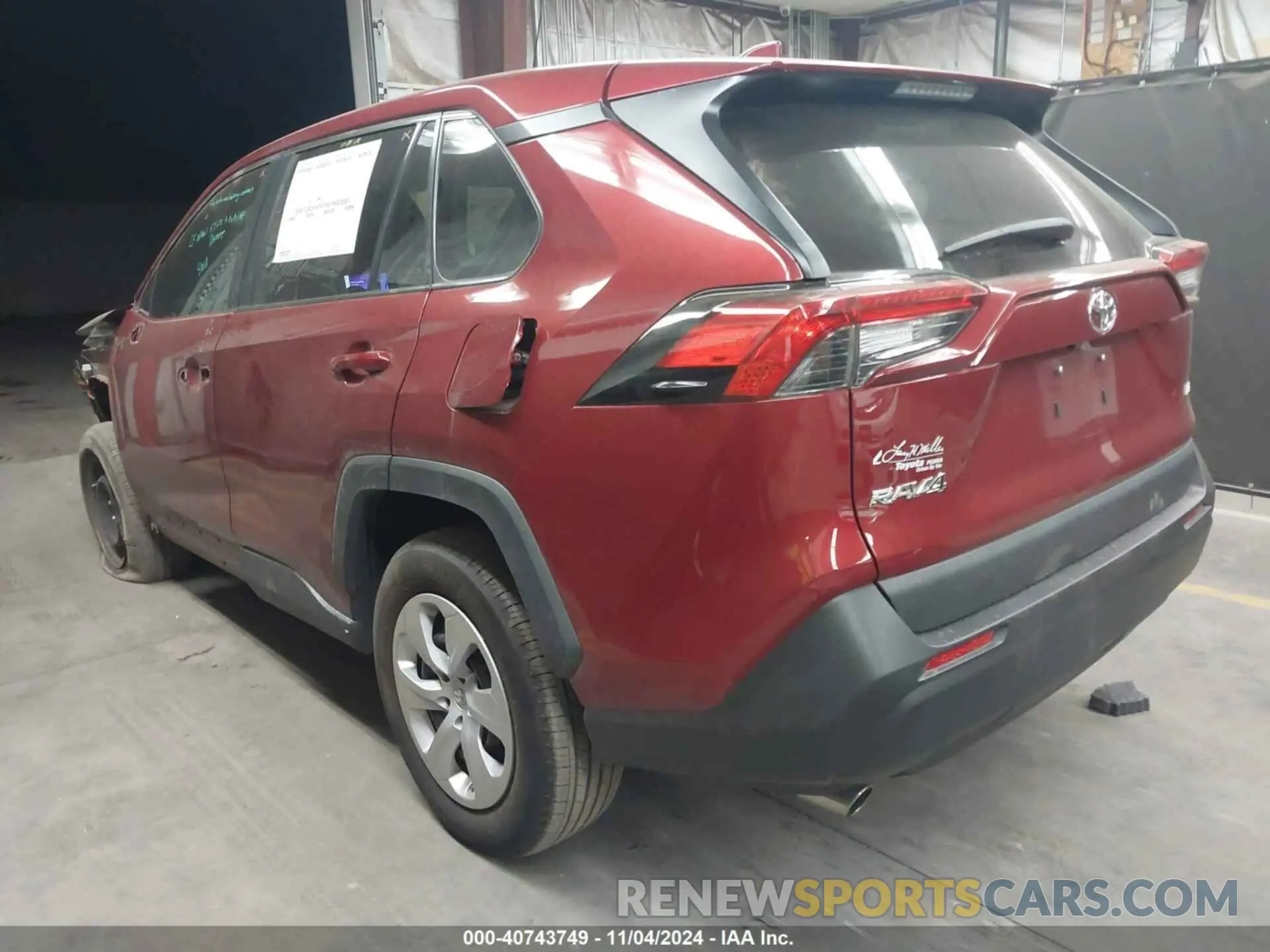 3 Photograph of a damaged car 2T3H1RFVXPW246356 TOYOTA RAV4 2023