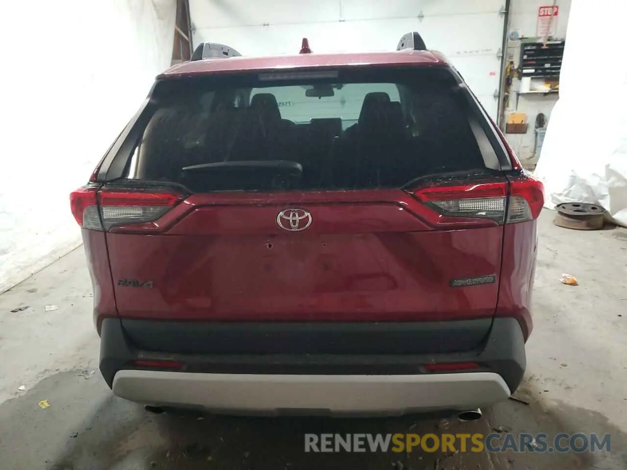 6 Photograph of a damaged car 2T3J1RFV5PW342736 TOYOTA RAV4 2023