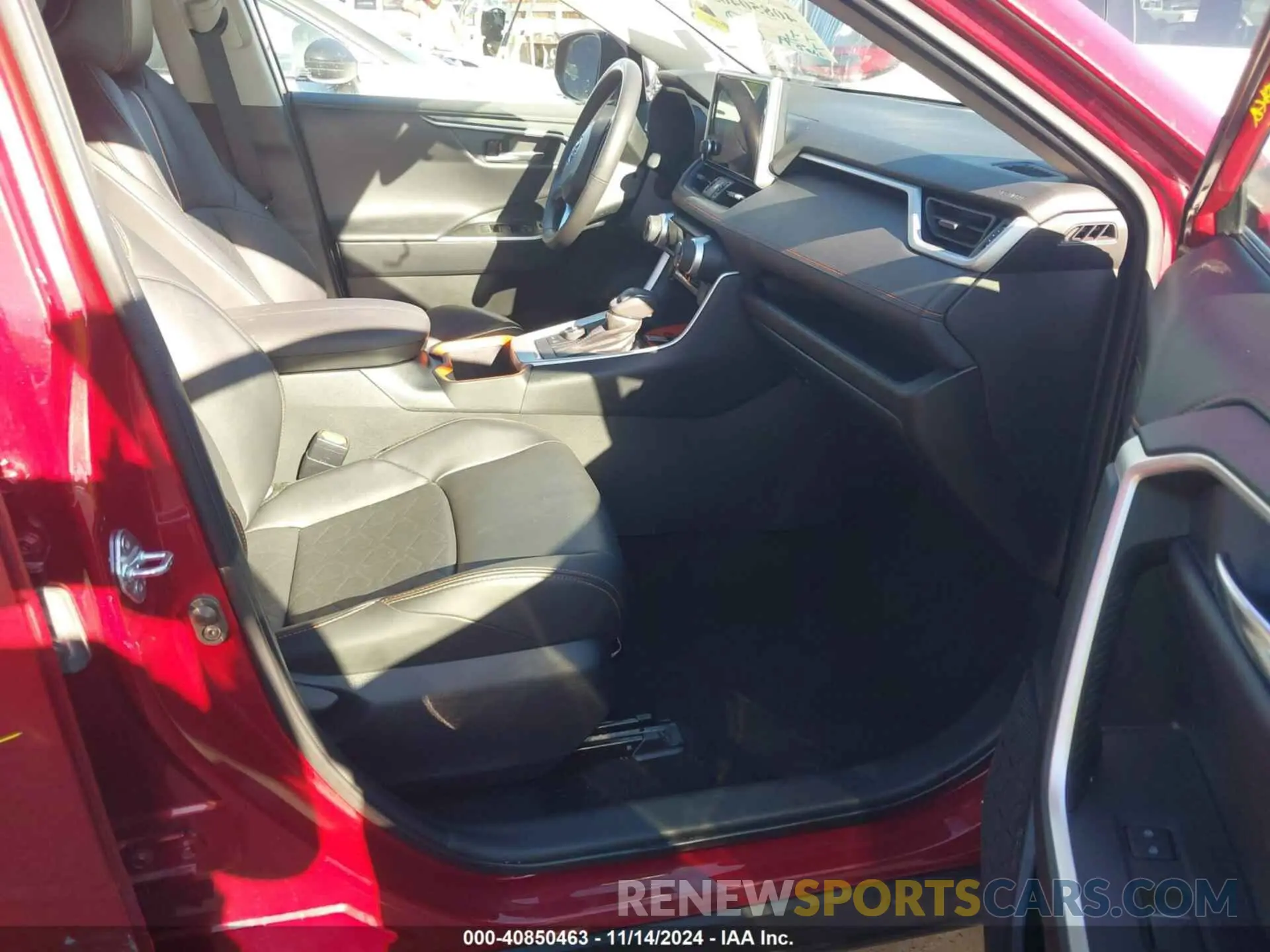 5 Photograph of a damaged car 2T3J1RFV8PW363810 TOYOTA RAV4 2023