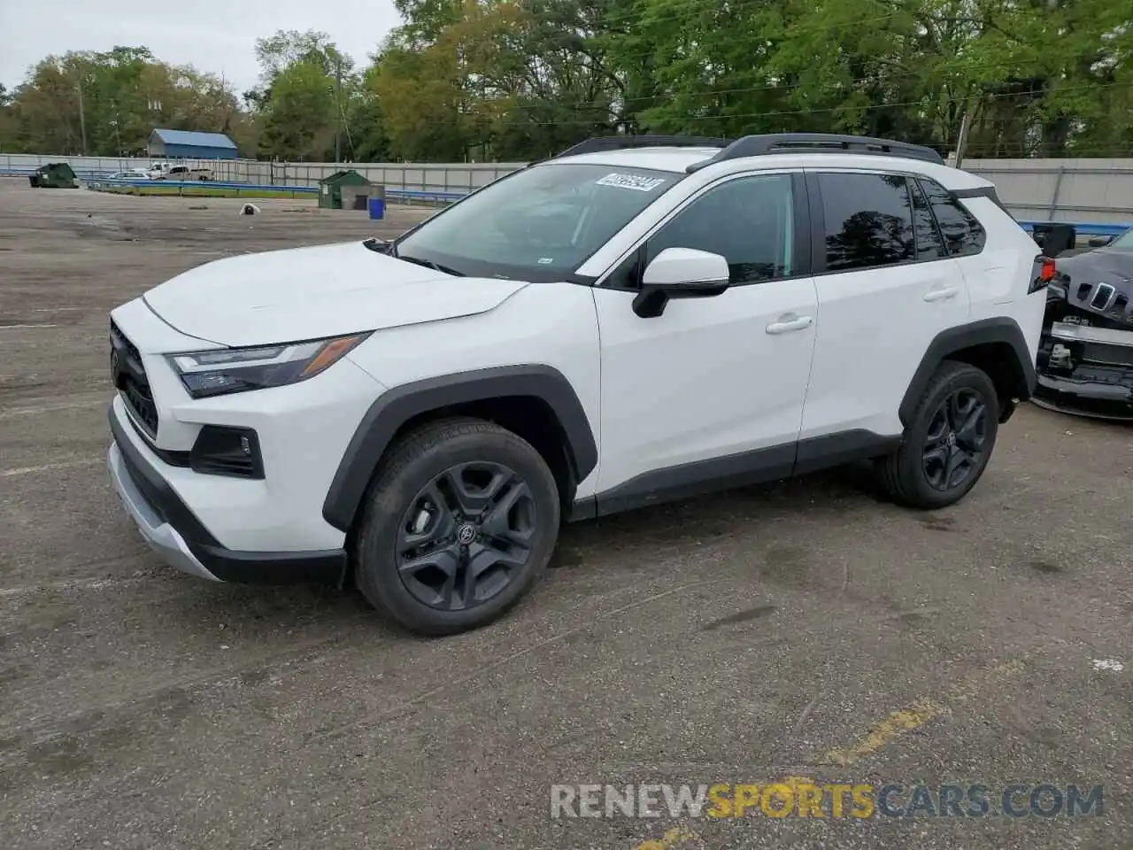 1 Photograph of a damaged car 2T3J1RFV9PW370622 TOYOTA RAV4 2023