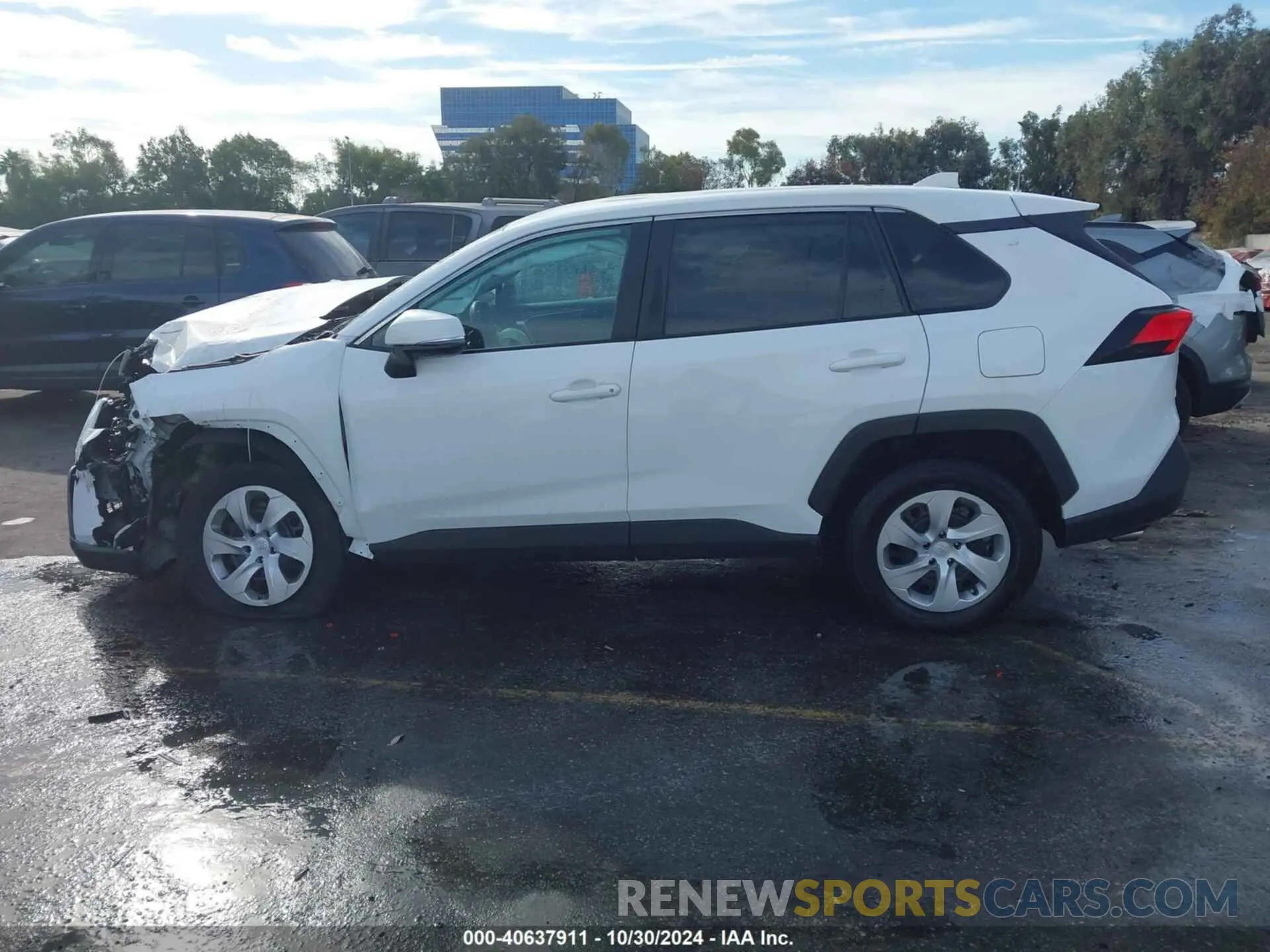 14 Photograph of a damaged car 2T3K1RFV0PW259235 TOYOTA RAV4 2023