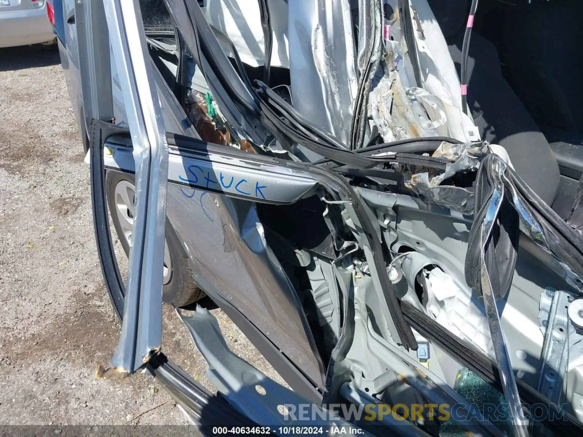 5 Photograph of a damaged car 2T3K1RFV1PC230165 TOYOTA RAV4 2023