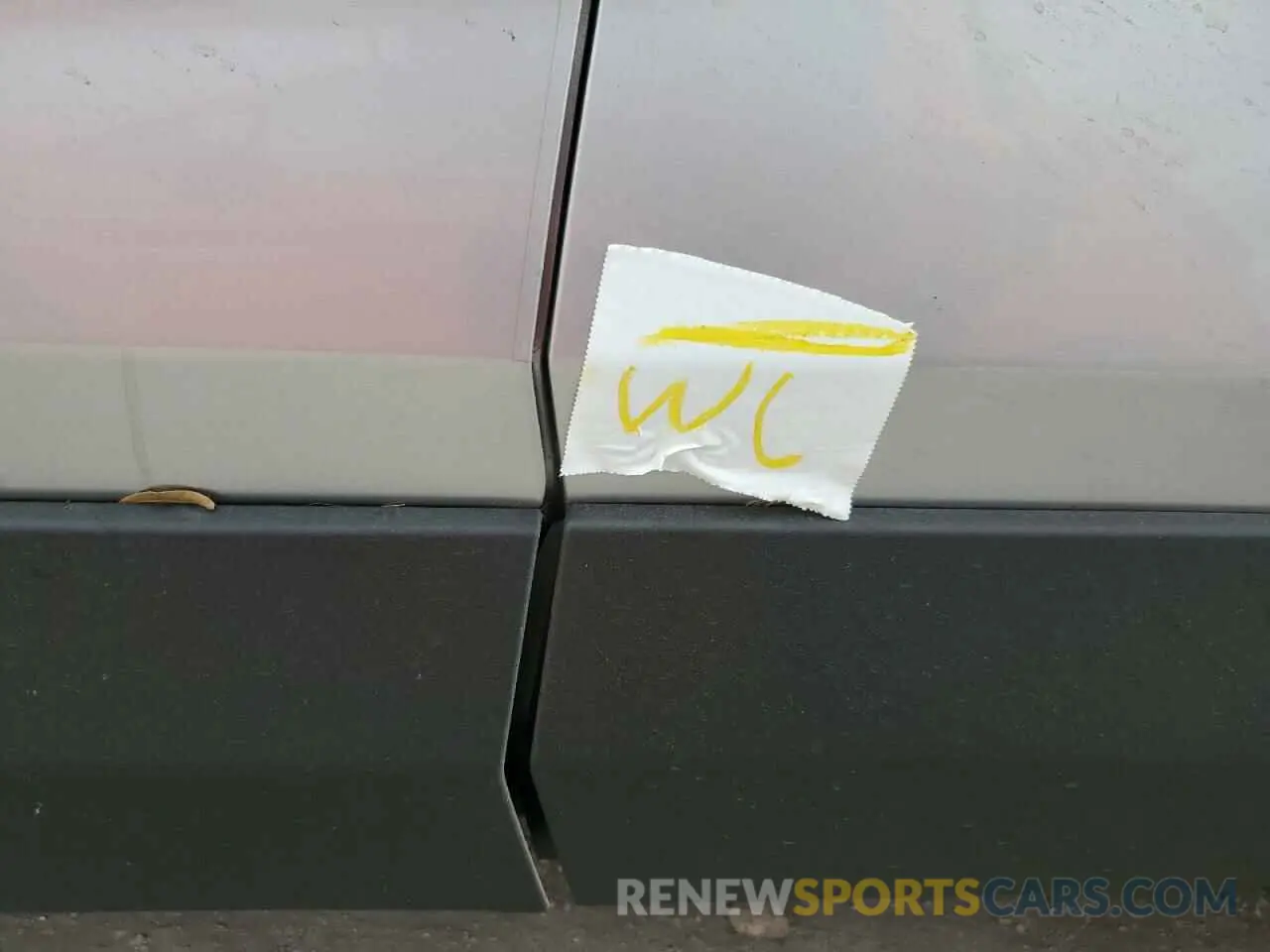 13 Photograph of a damaged car 2T3K1RFV3PC239711 TOYOTA RAV4 2023