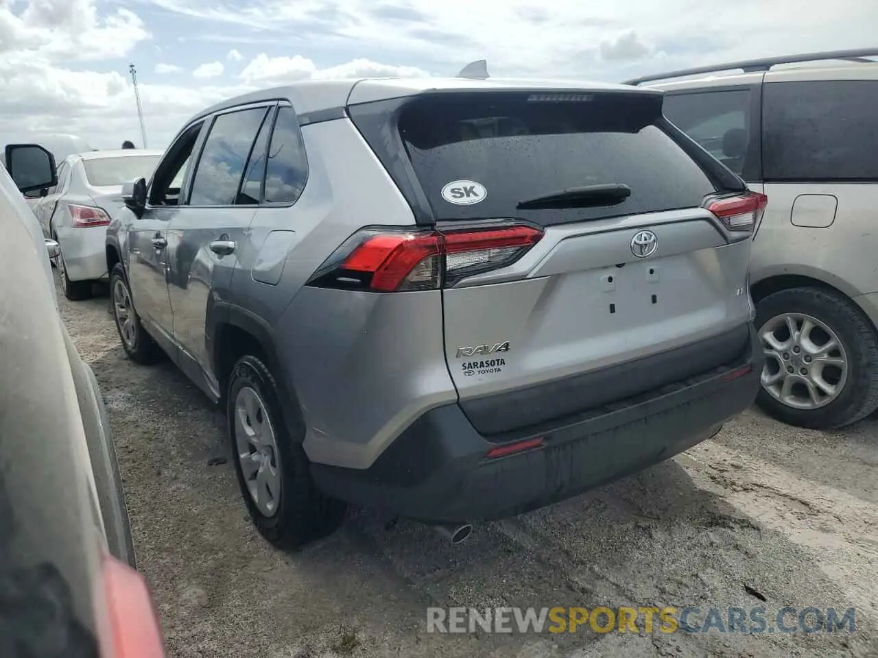 2 Photograph of a damaged car 2T3K1RFV3PC239711 TOYOTA RAV4 2023