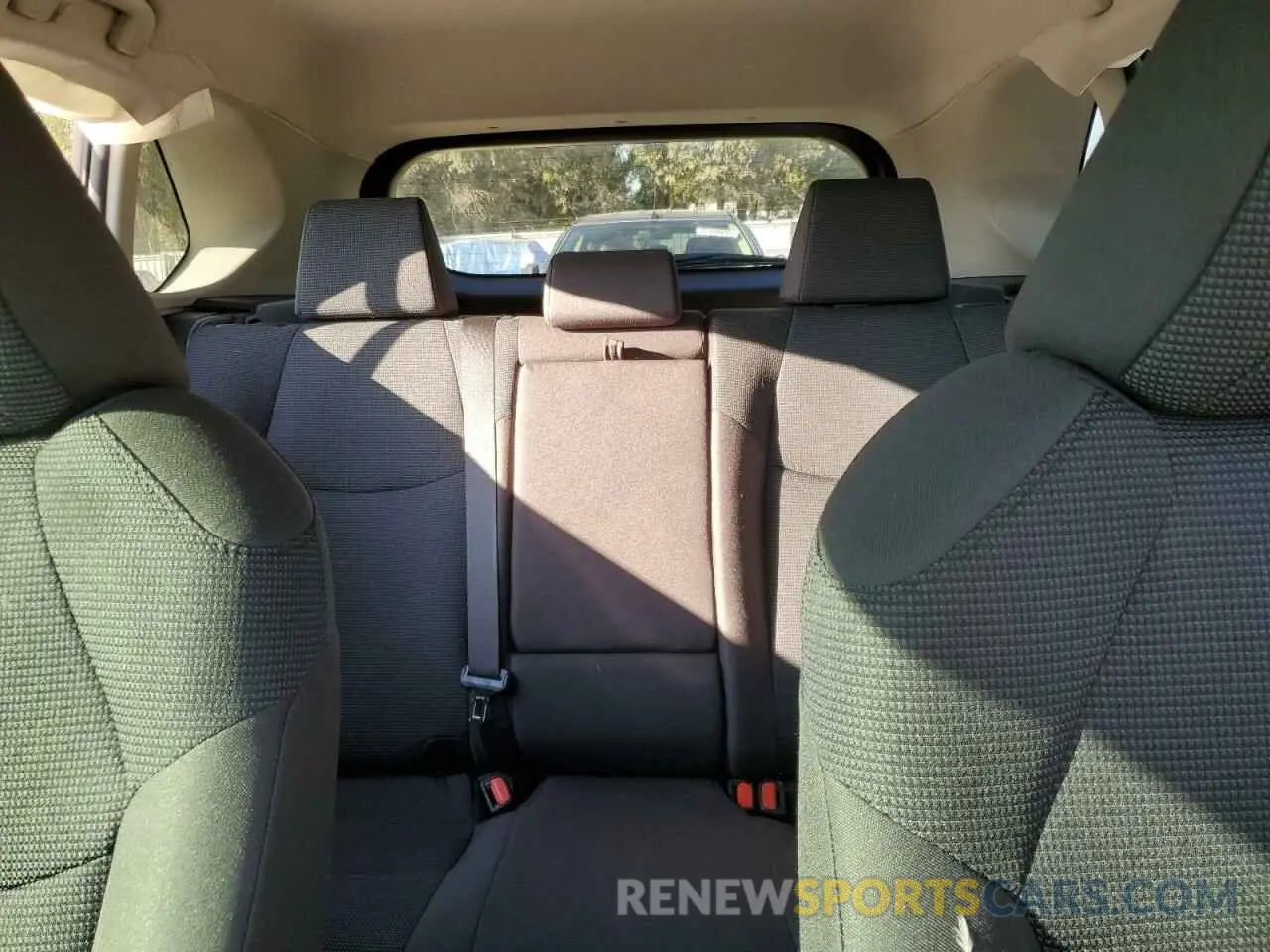 10 Photograph of a damaged car 2T3K1RFV8PC232074 TOYOTA RAV4 2023