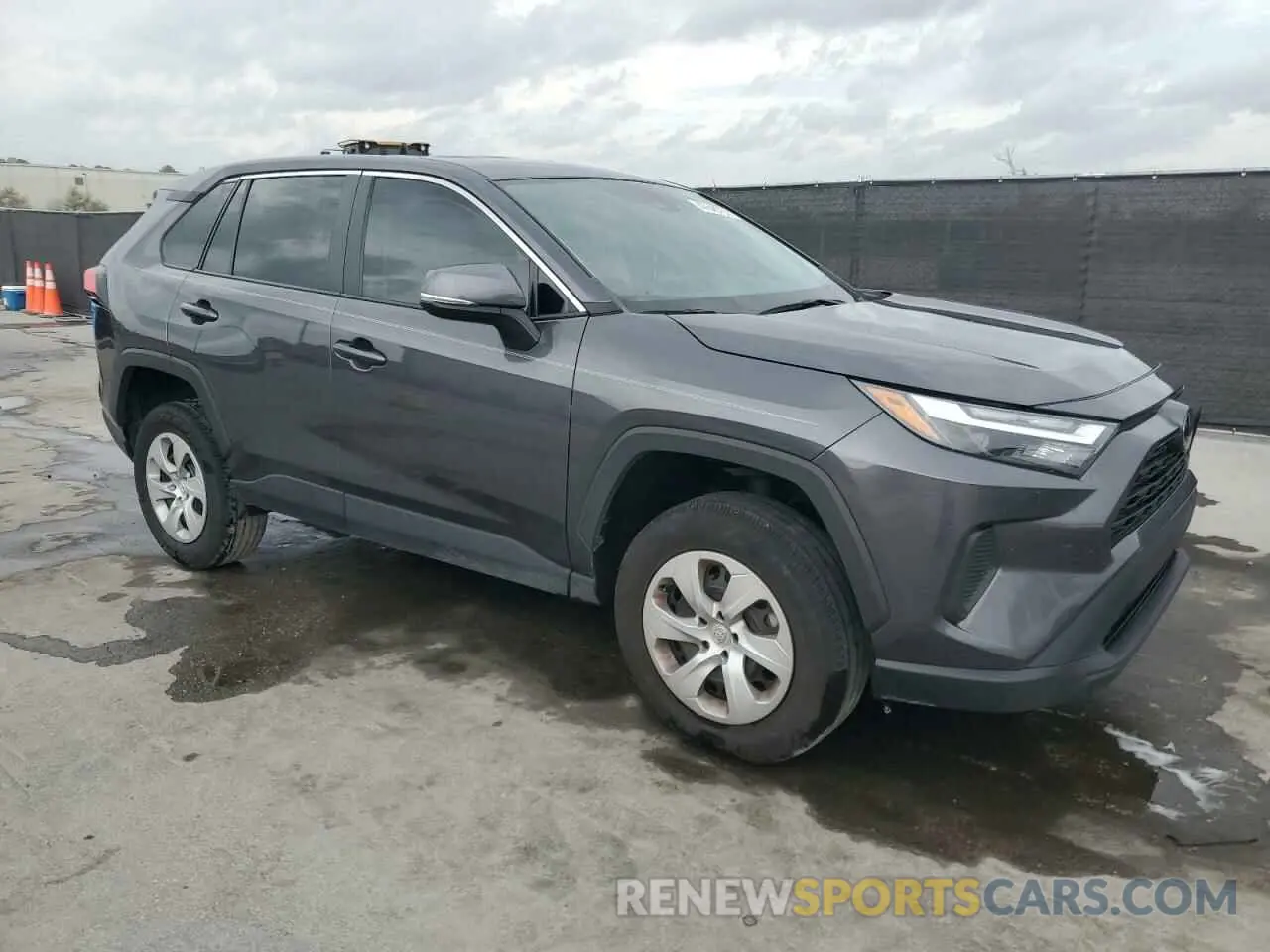 4 Photograph of a damaged car 2T3K1RFV9PC249224 TOYOTA RAV4 2023