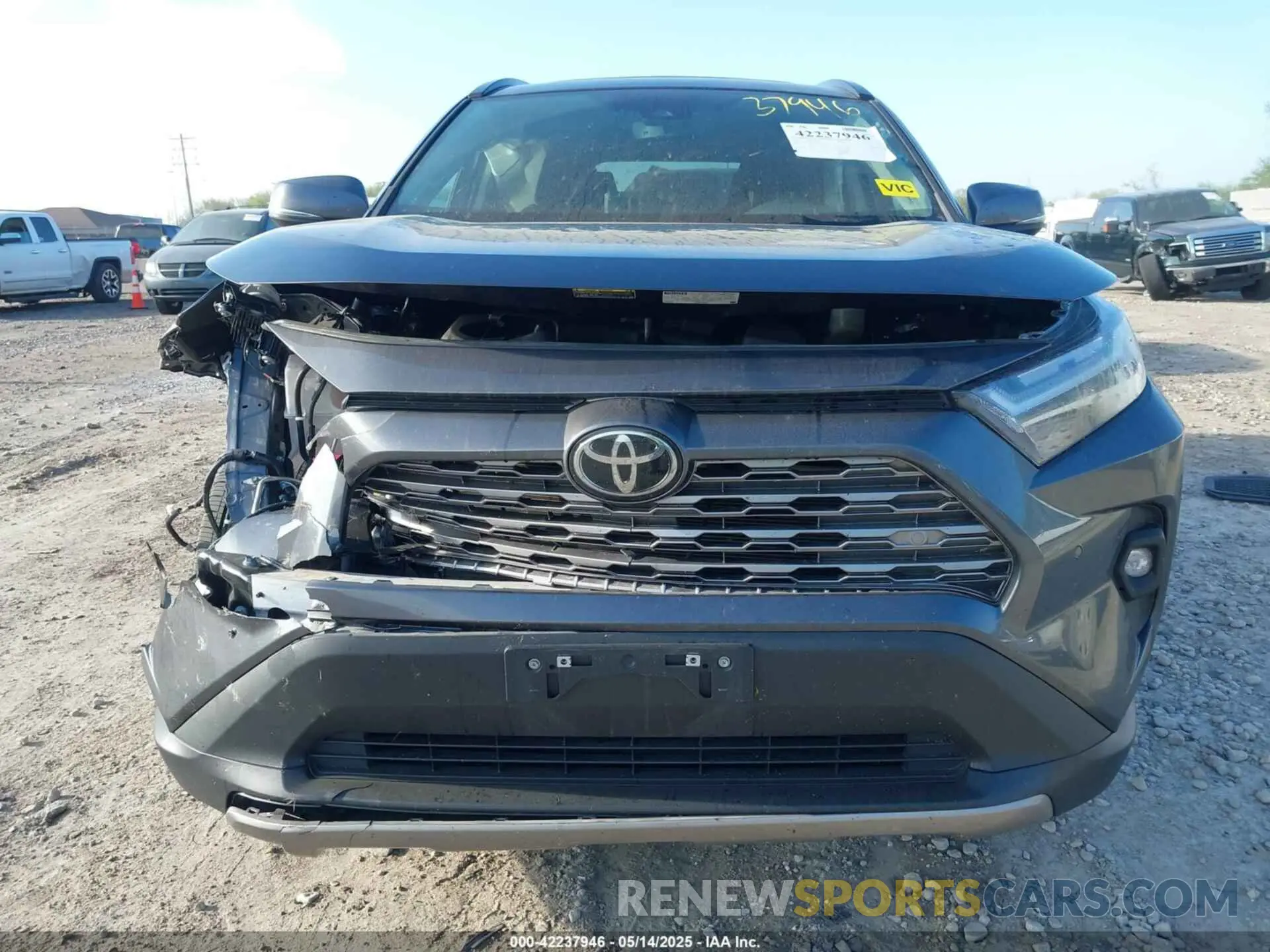 12 Photograph of a damaged car 2T3N1RFV1PC389913 TOYOTA RAV4 2023