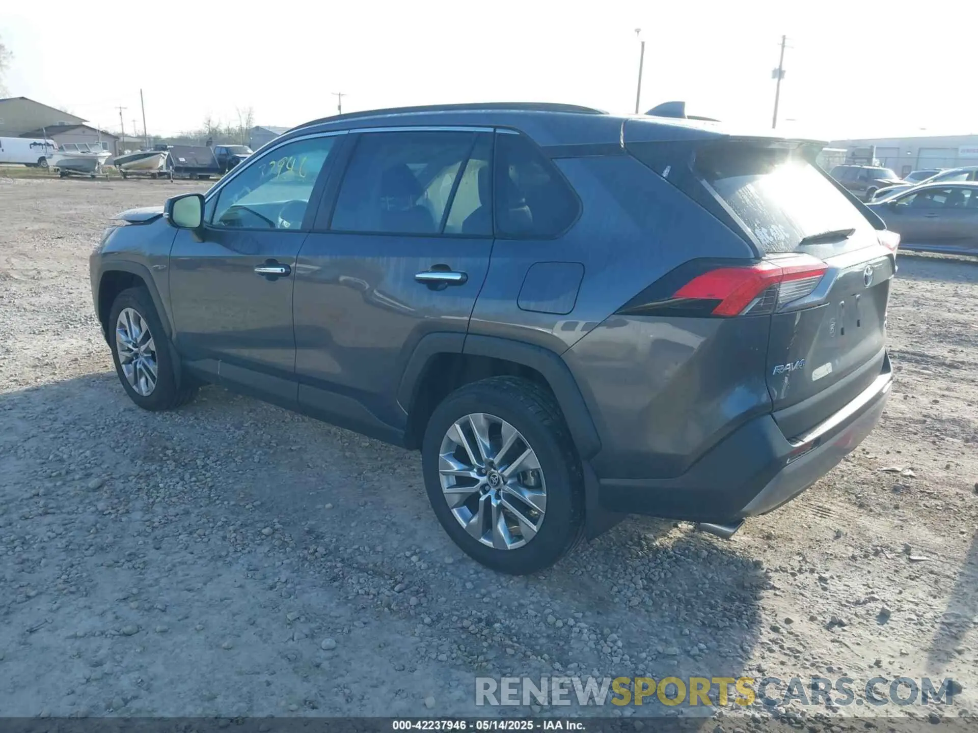 3 Photograph of a damaged car 2T3N1RFV1PC389913 TOYOTA RAV4 2023