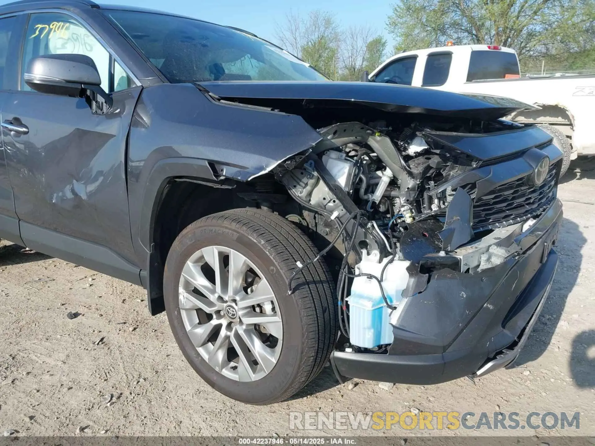 6 Photograph of a damaged car 2T3N1RFV1PC389913 TOYOTA RAV4 2023