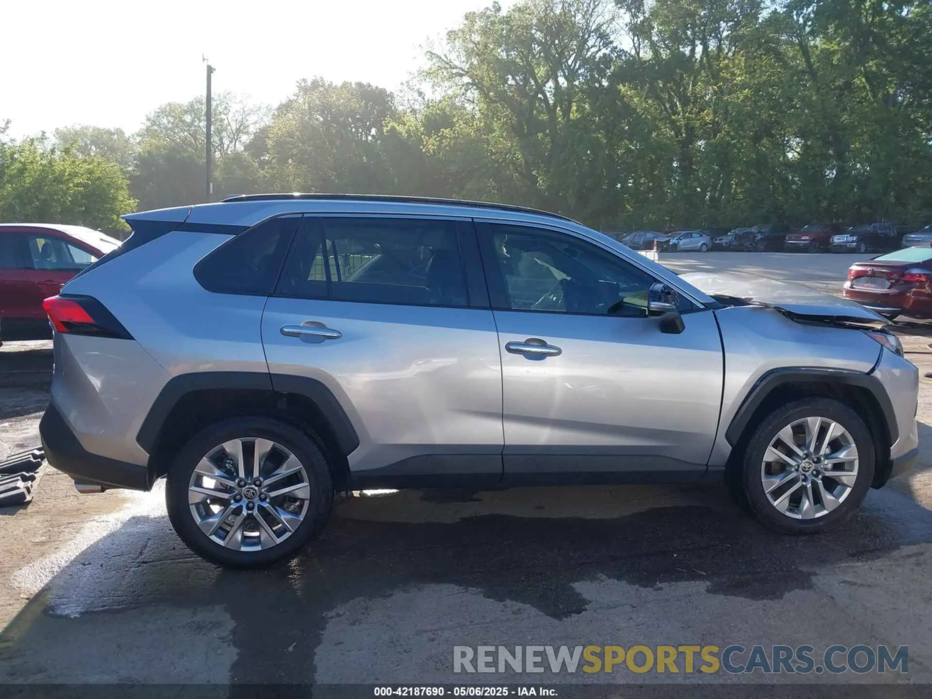 13 Photograph of a damaged car 2T3N1RFV1PC390107 TOYOTA RAV4 2023