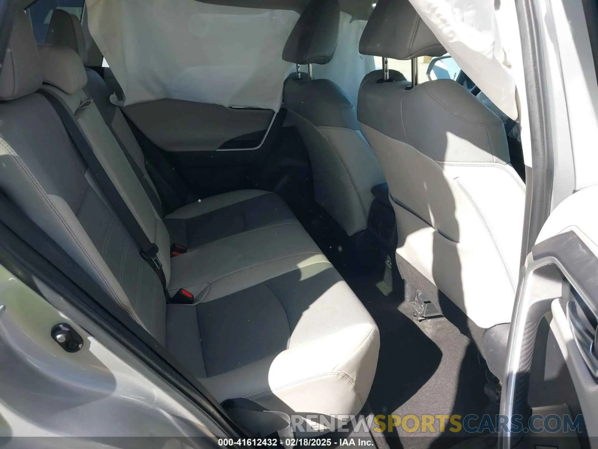 8 Photograph of a damaged car 2T3N1RFV8PW391849 TOYOTA RAV4 2023