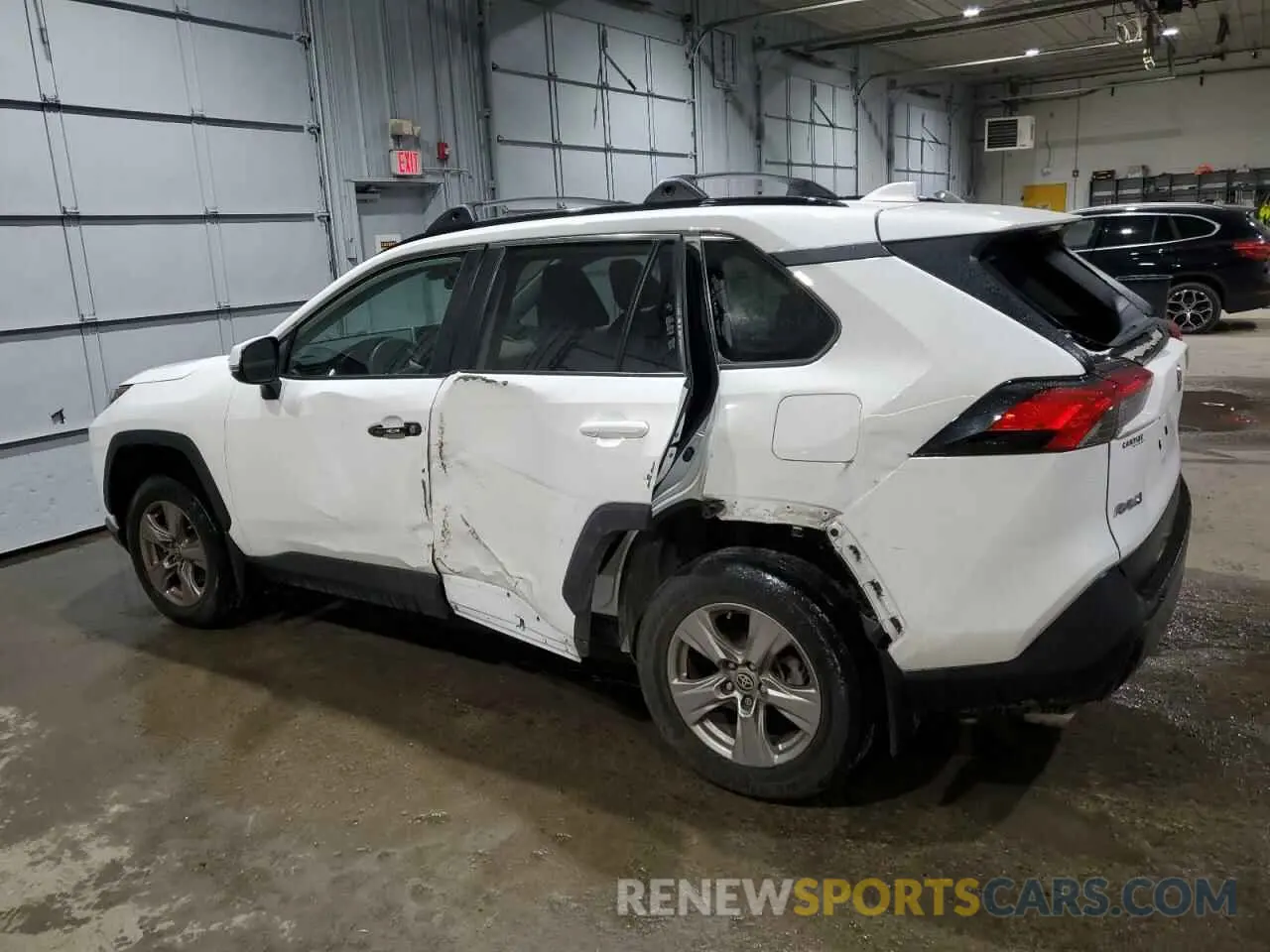 2 Photograph of a damaged car 2T3P1RFV1PC347198 TOYOTA RAV4 2023