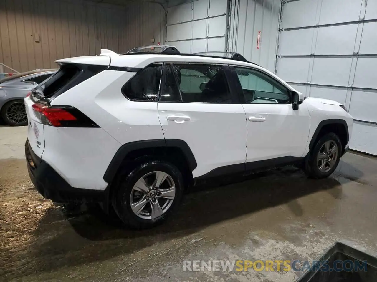 3 Photograph of a damaged car 2T3P1RFV1PC347198 TOYOTA RAV4 2023
