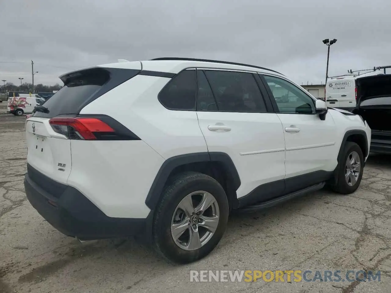 3 Photograph of a damaged car 2T3P1RFV1PC371193 TOYOTA RAV4 2023