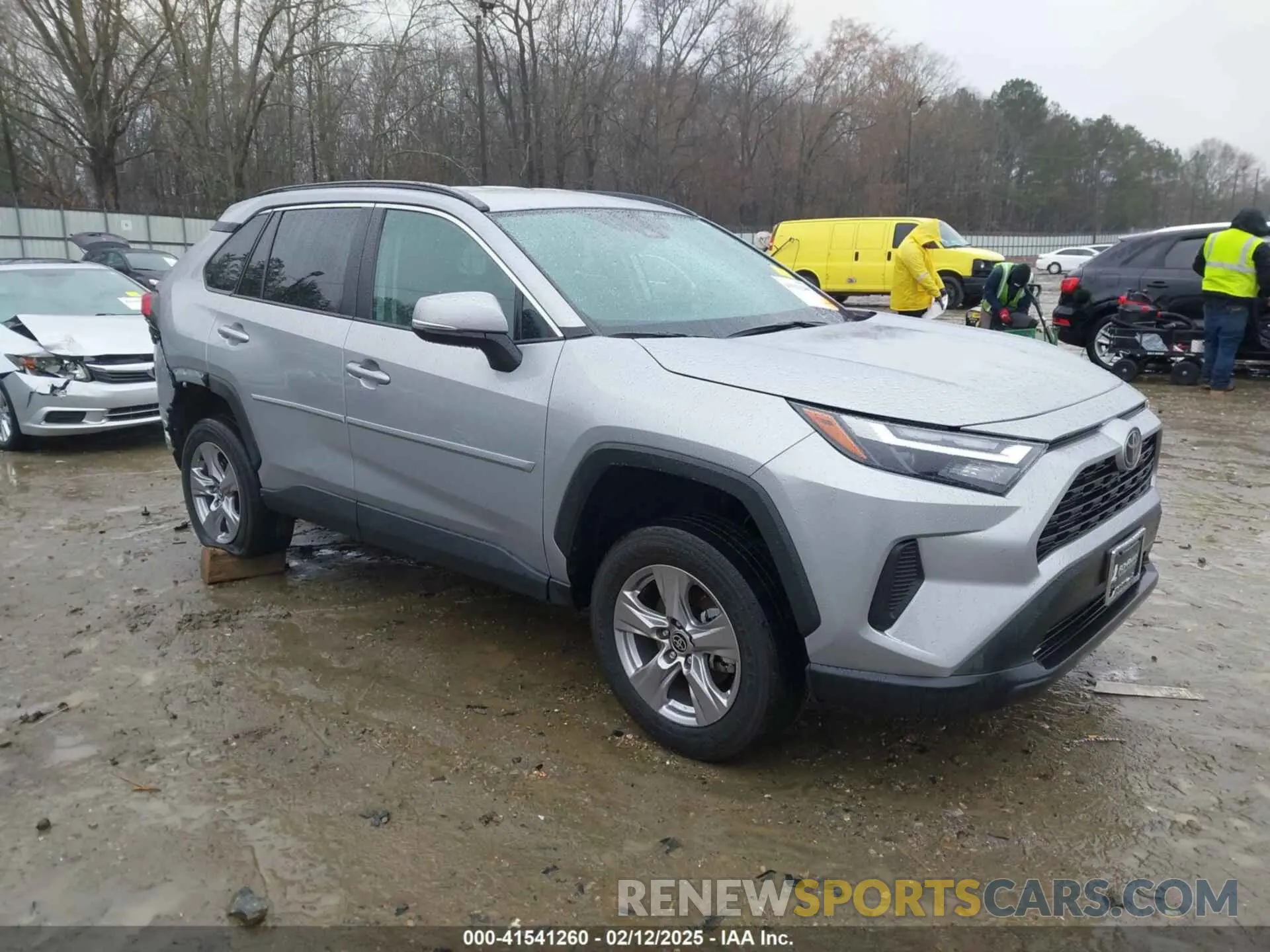 1 Photograph of a damaged car 2T3P1RFV1PW358913 TOYOTA RAV4 2023