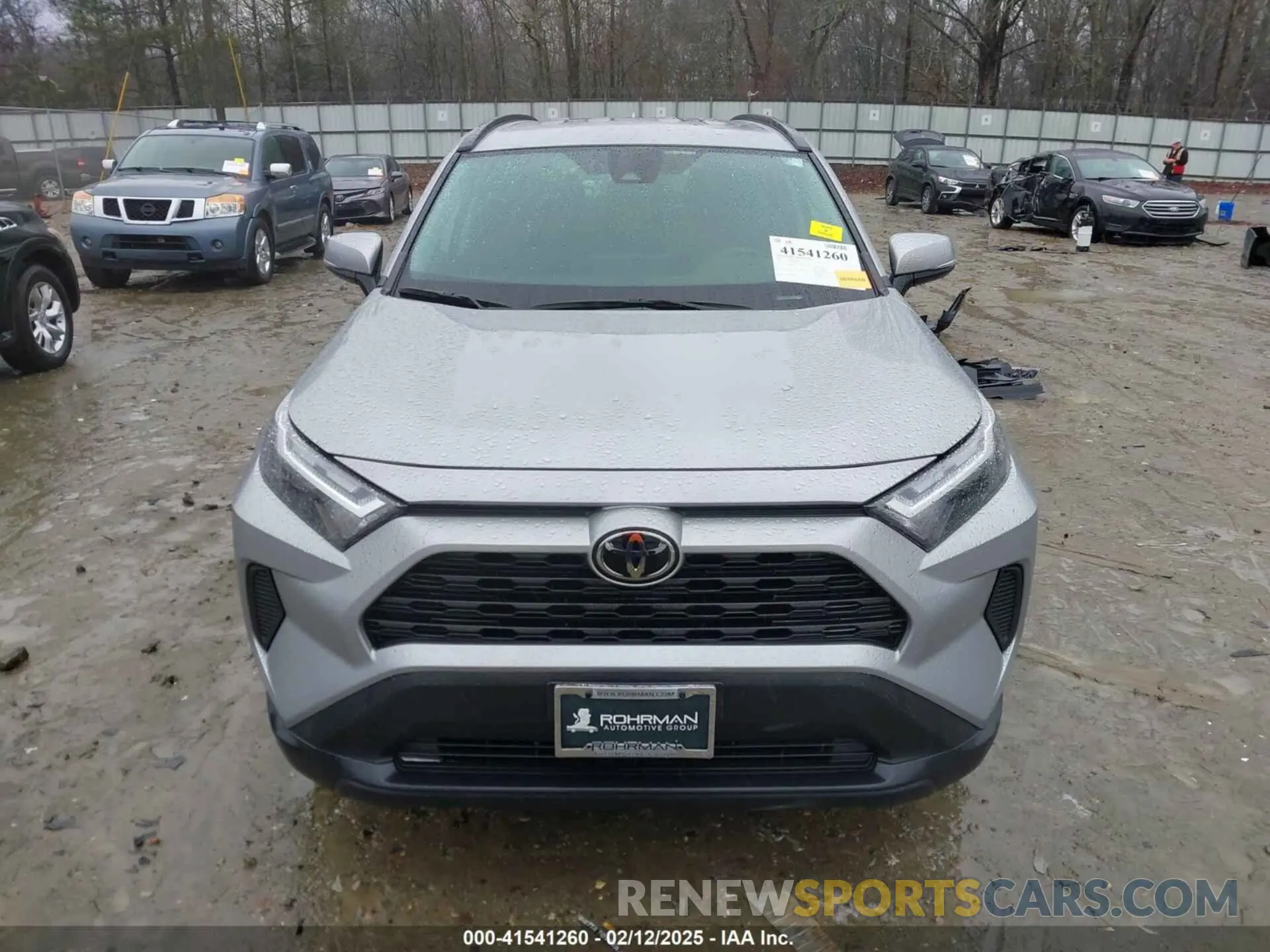 13 Photograph of a damaged car 2T3P1RFV1PW358913 TOYOTA RAV4 2023