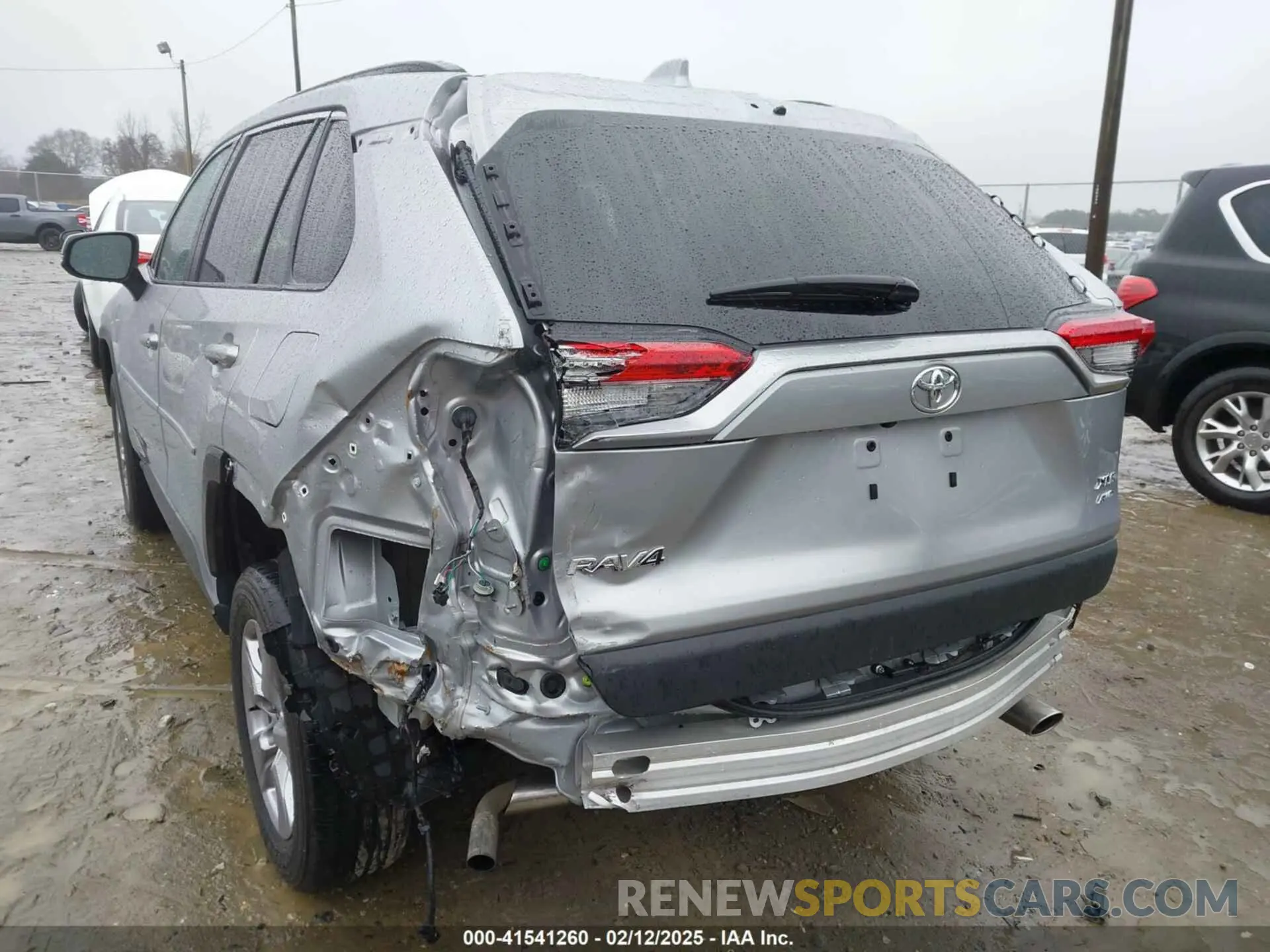 6 Photograph of a damaged car 2T3P1RFV1PW358913 TOYOTA RAV4 2023