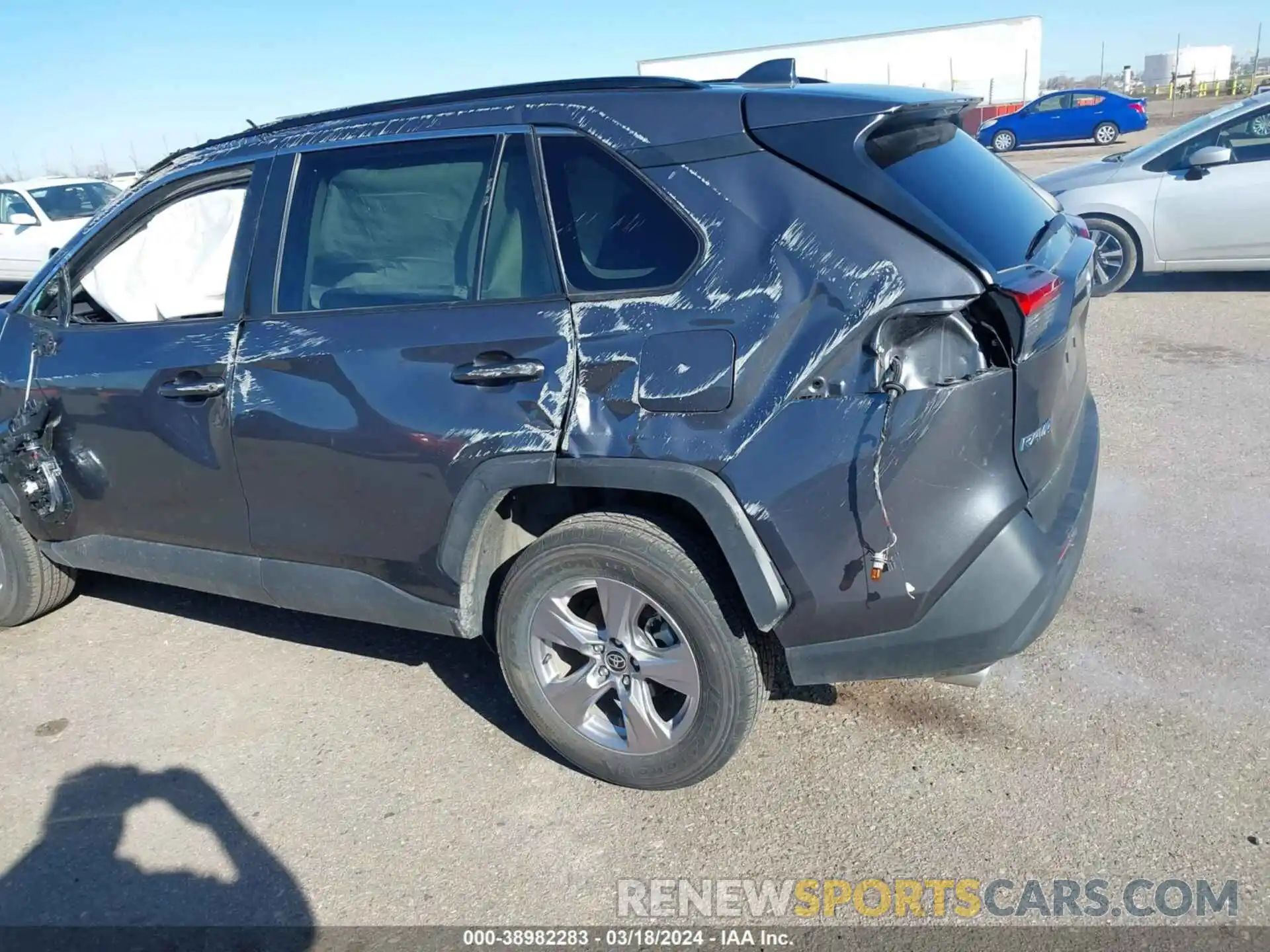 6 Photograph of a damaged car 2T3P1RFV1PW365330 TOYOTA RAV4 2023