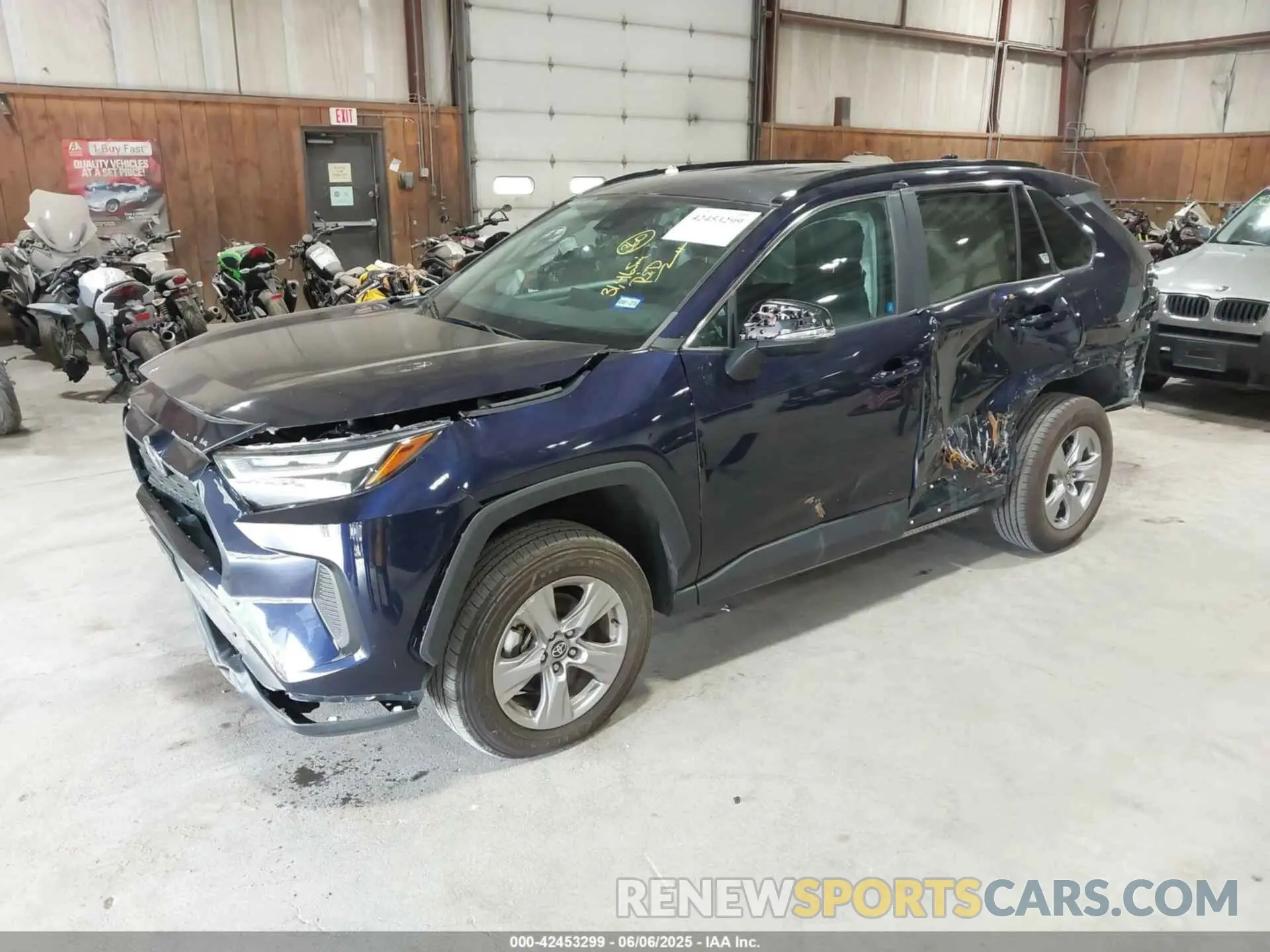 2 Photograph of a damaged car 2T3P1RFV1PW366977 TOYOTA RAV4 2023