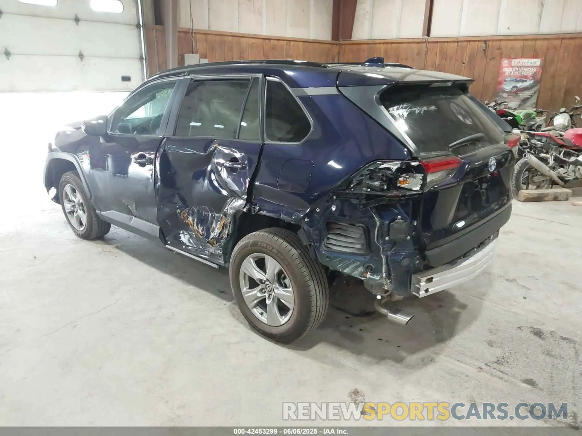 3 Photograph of a damaged car 2T3P1RFV1PW366977 TOYOTA RAV4 2023