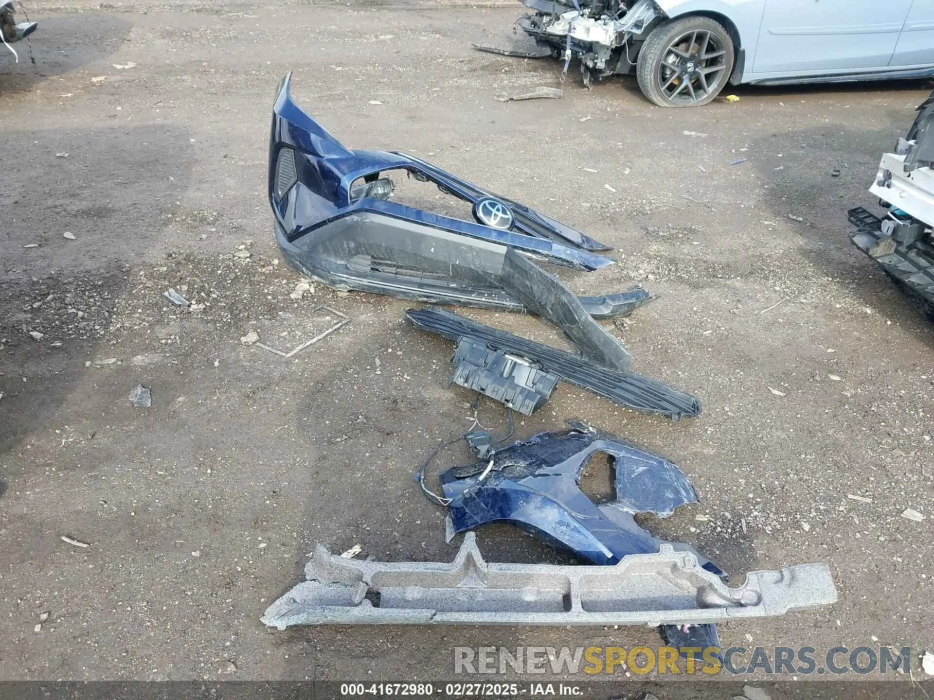 12 Photograph of a damaged car 2T3P1RFV1PW388381 TOYOTA RAV4 2023