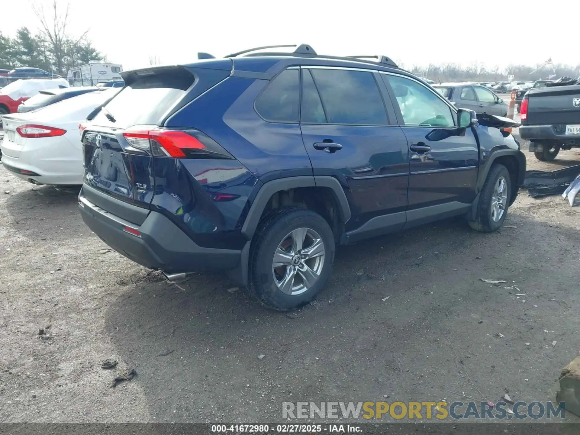 4 Photograph of a damaged car 2T3P1RFV1PW388381 TOYOTA RAV4 2023