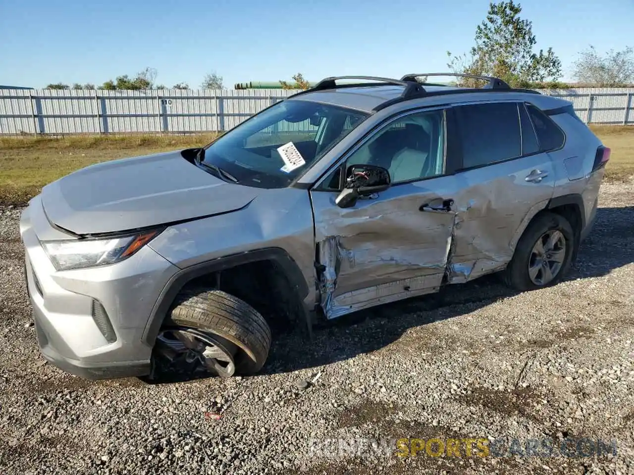 1 Photograph of a damaged car 2T3P1RFV1PW394519 TOYOTA RAV4 2023