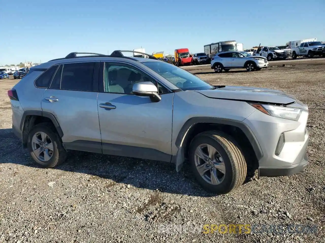 4 Photograph of a damaged car 2T3P1RFV1PW394519 TOYOTA RAV4 2023