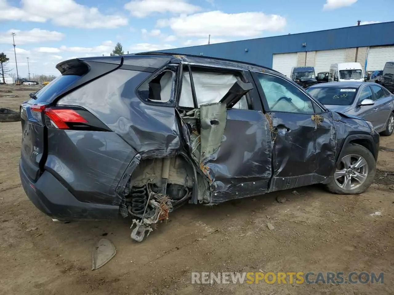 3 Photograph of a damaged car 2T3P1RFV2PC331639 TOYOTA RAV4 2023