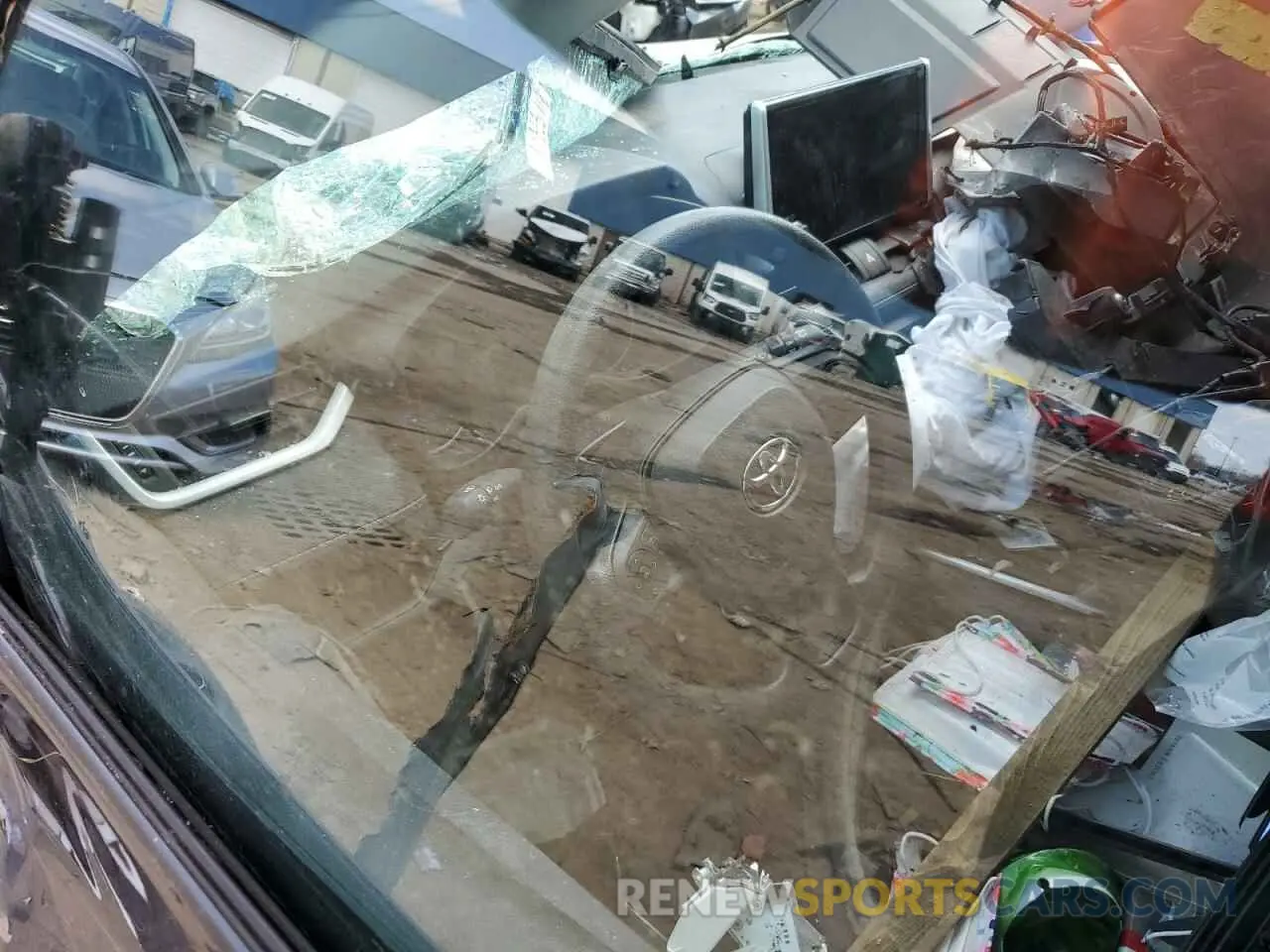 8 Photograph of a damaged car 2T3P1RFV2PC331639 TOYOTA RAV4 2023