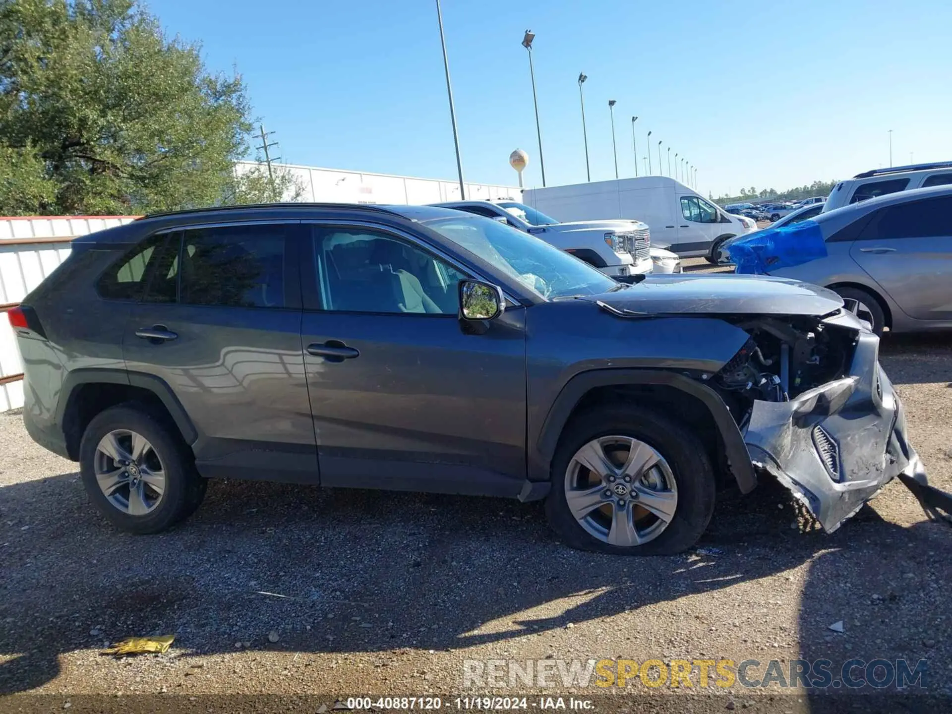 13 Photograph of a damaged car 2T3P1RFV2PC334038 TOYOTA RAV4 2023