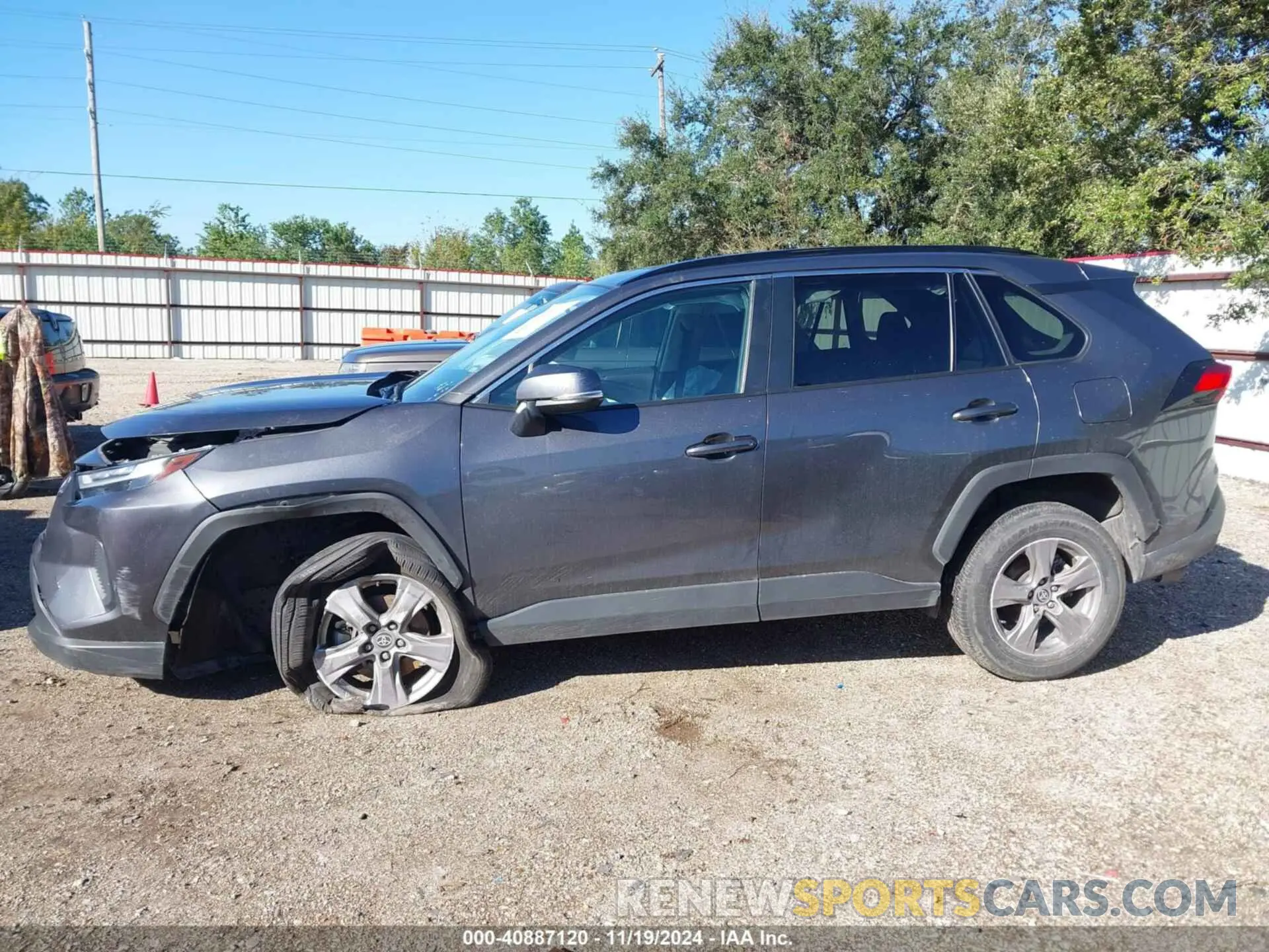 14 Photograph of a damaged car 2T3P1RFV2PC334038 TOYOTA RAV4 2023