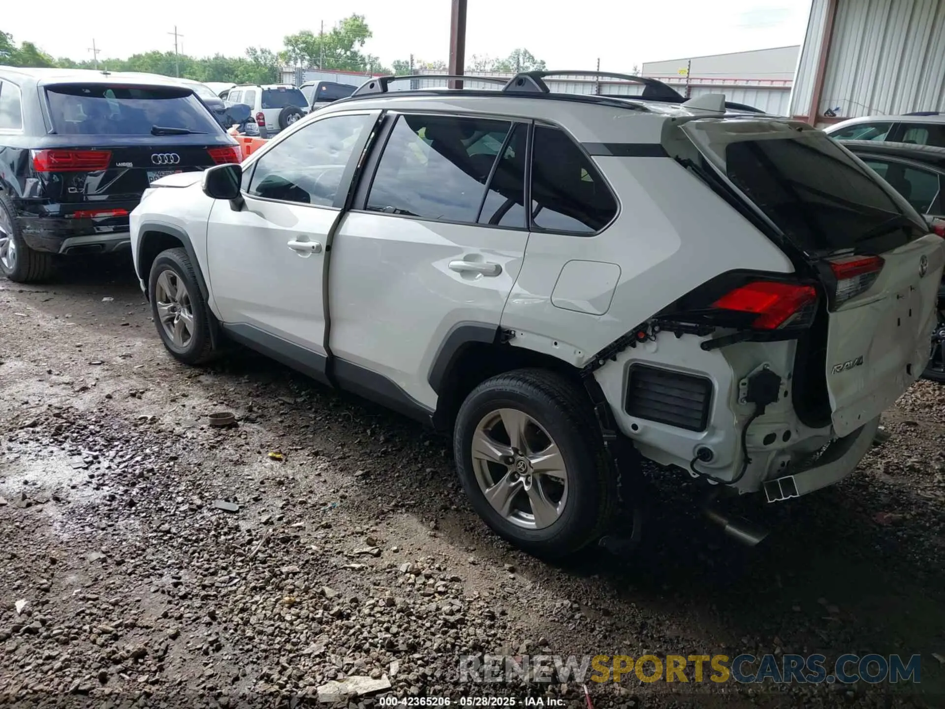 3 Photograph of a damaged car 2T3P1RFV2PC347498 TOYOTA RAV4 2023