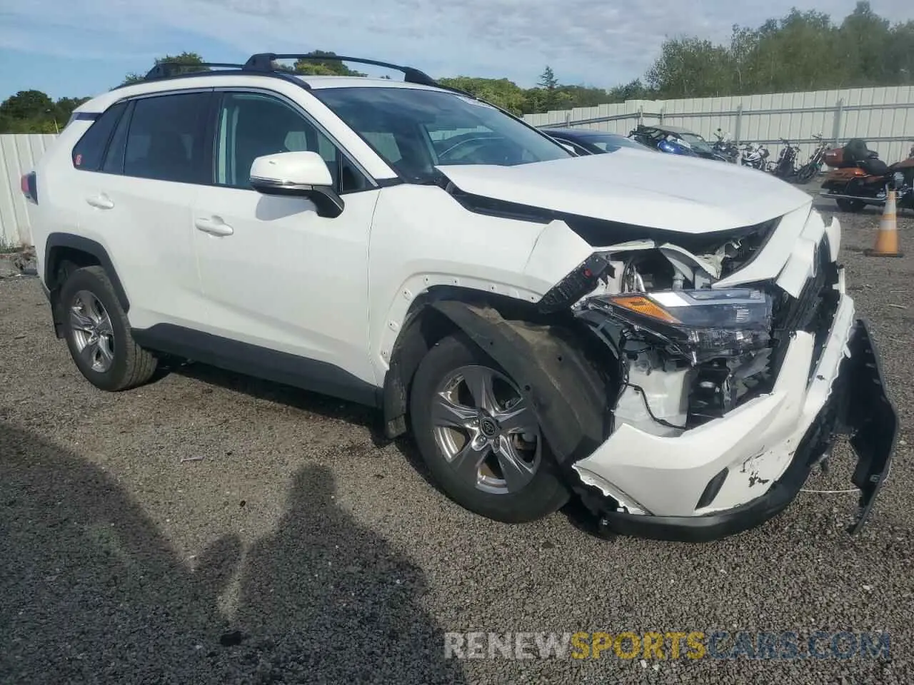 4 Photograph of a damaged car 2T3P1RFV2PC350904 TOYOTA RAV4 2023