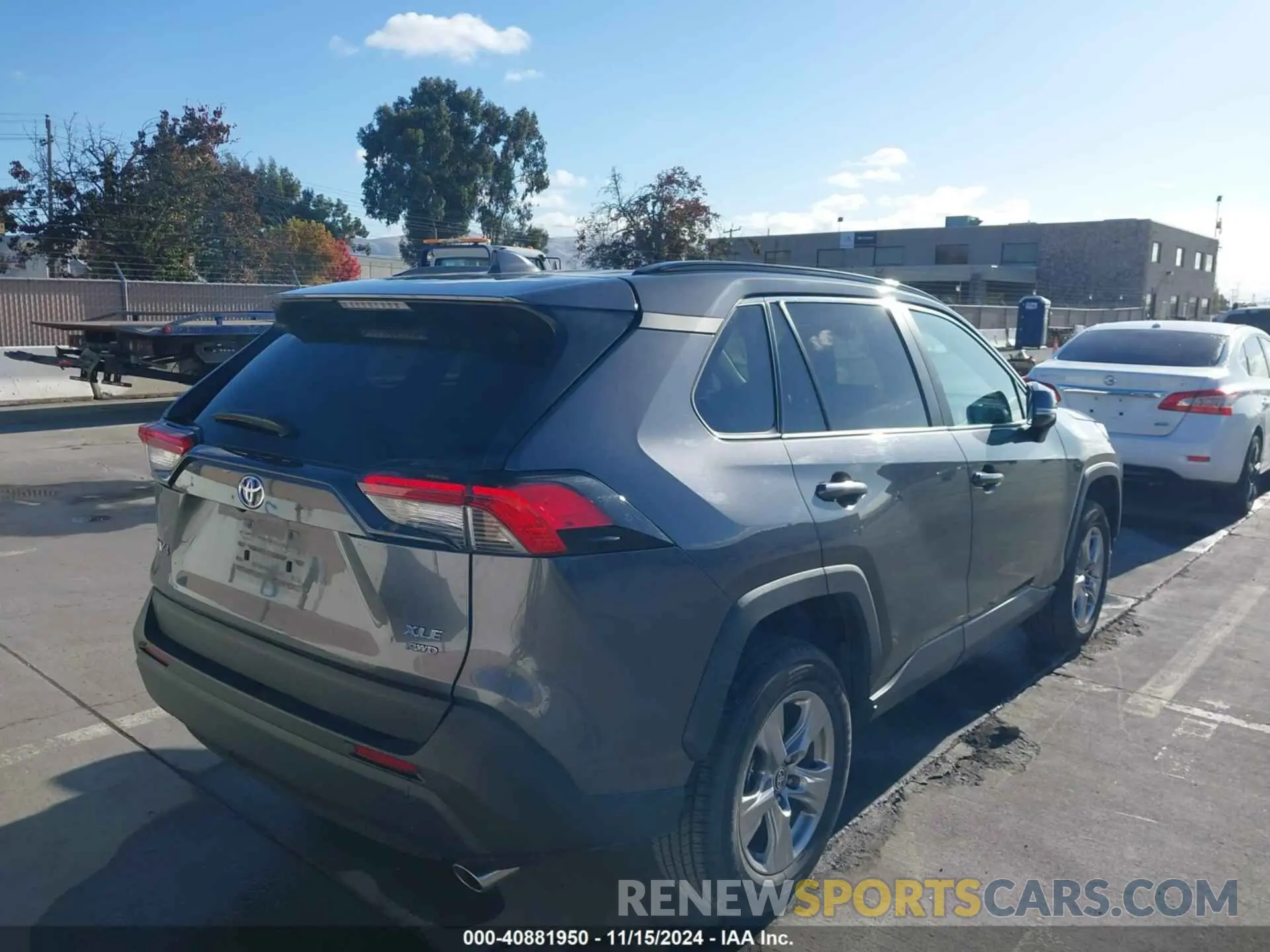 4 Photograph of a damaged car 2T3P1RFV2PC352278 TOYOTA RAV4 2023