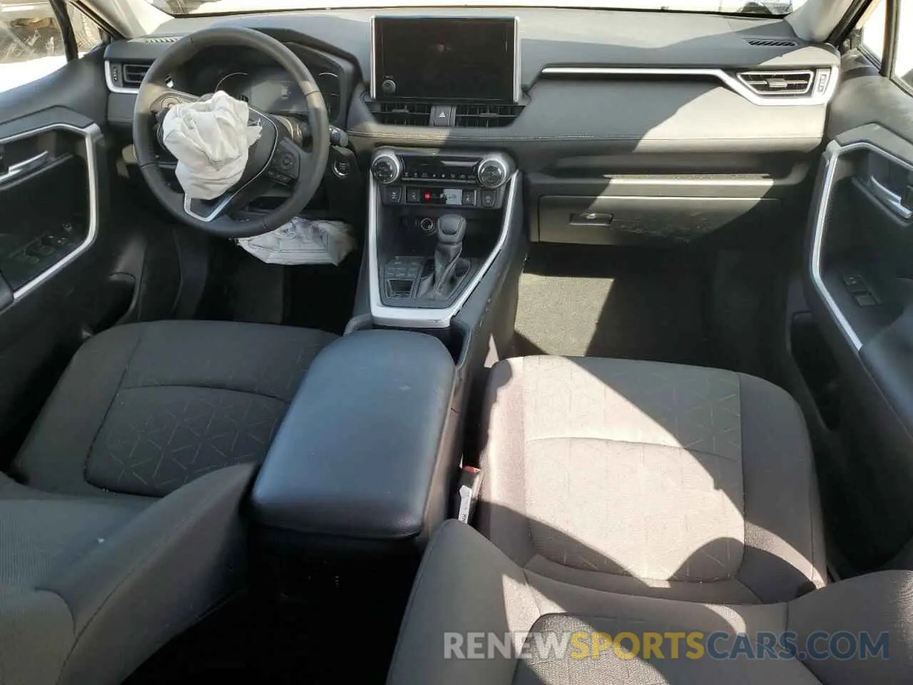 8 Photograph of a damaged car 2T3P1RFV2PC373437 TOYOTA RAV4 2023